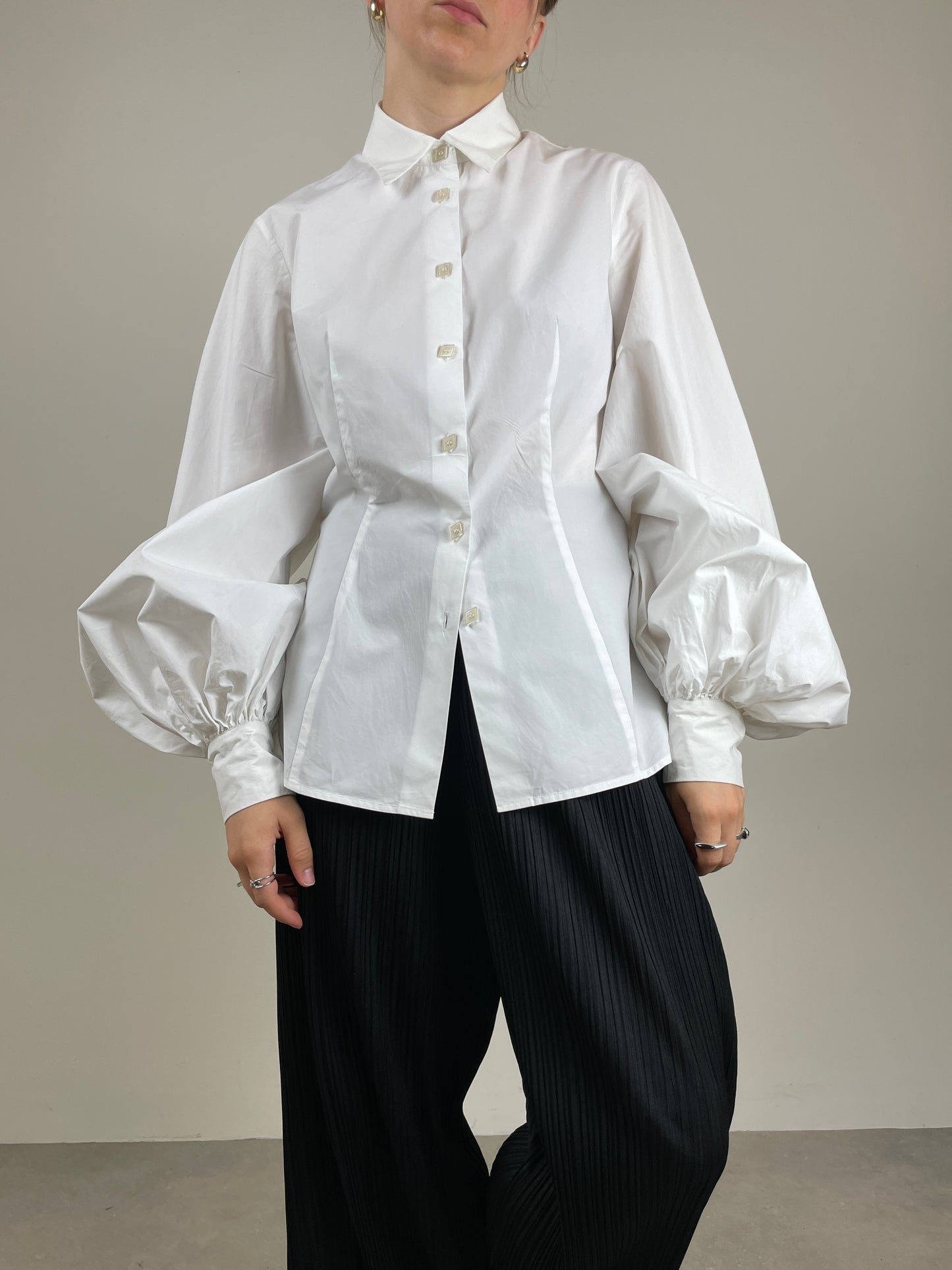 Camicia Gianfranco Ferrè con maniche a sbuffo
