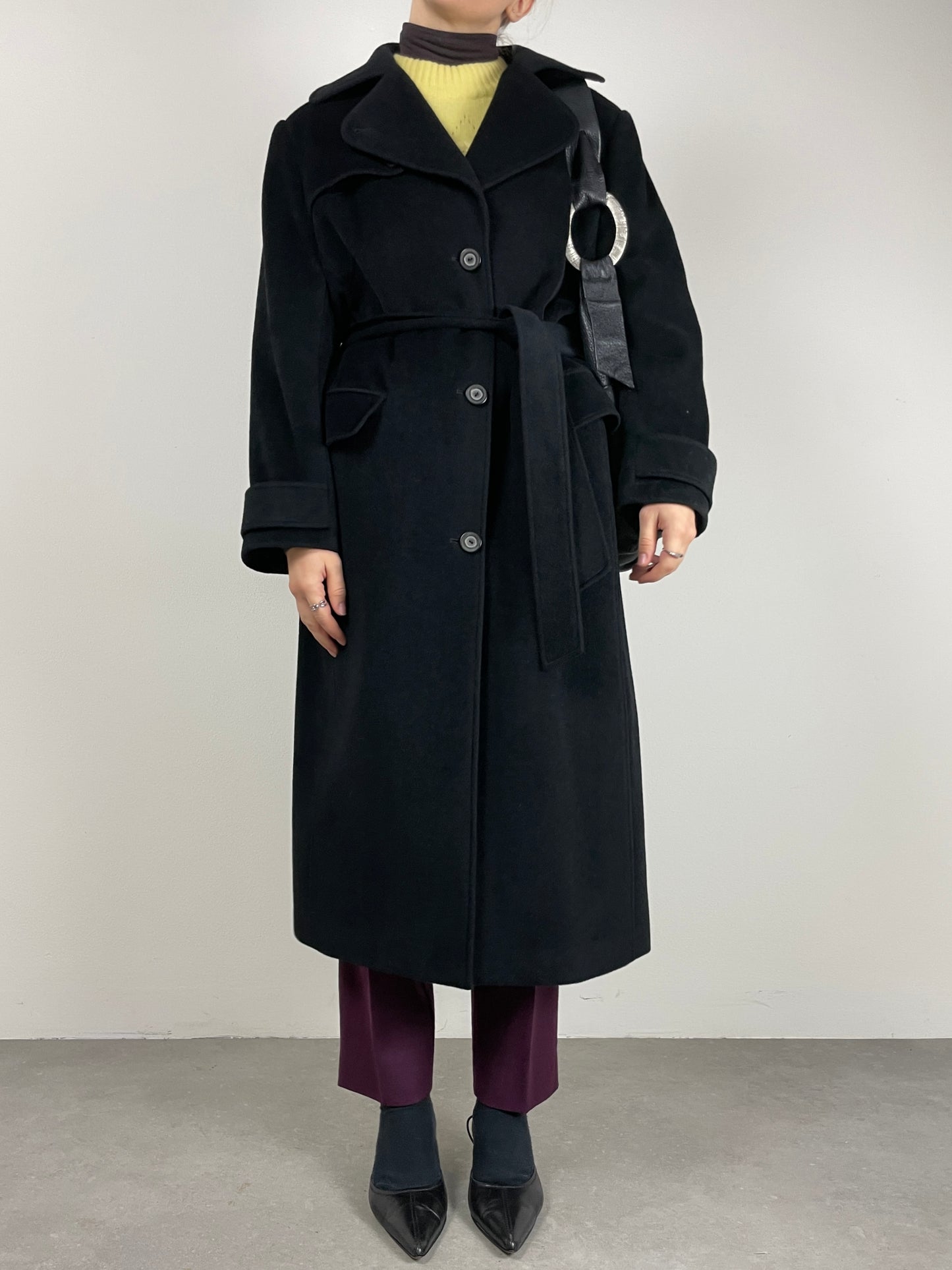 Cappotto nero in angora e lana