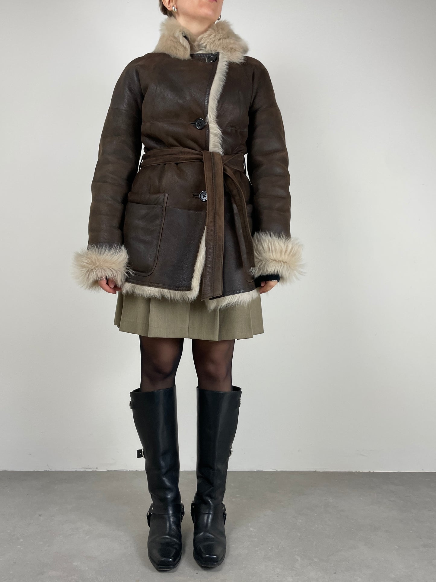 Shearling vintage marrone con pelliccia beige