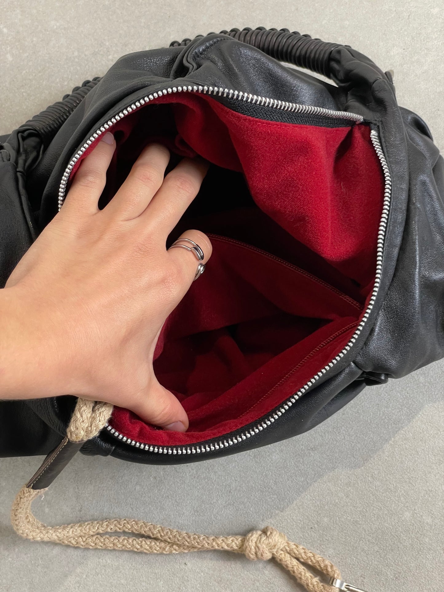 Hobo bag in vera pelle nera