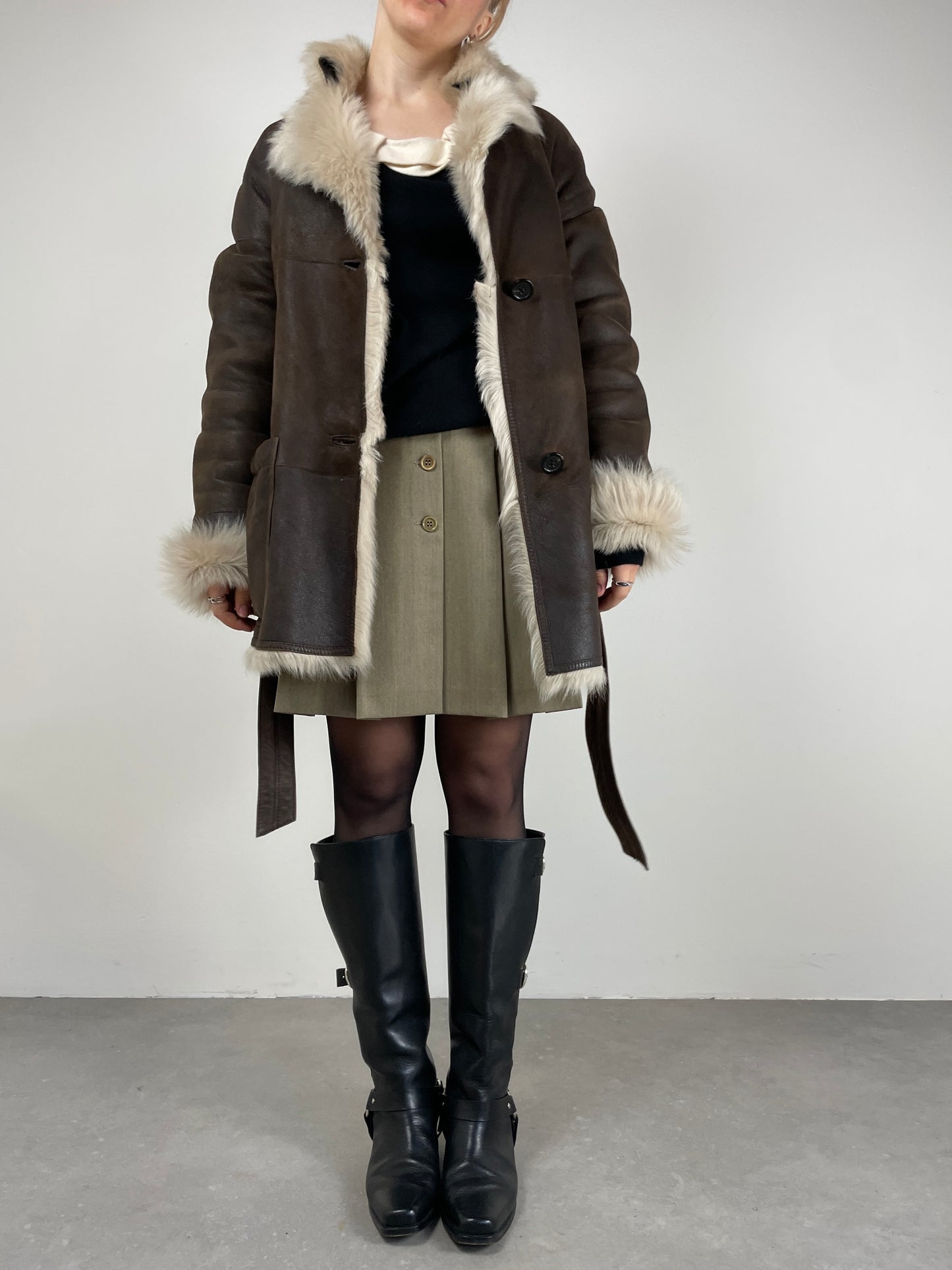 Shearling vintage marrone con pelliccia beige