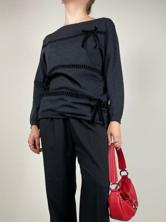 Maglione in pura lana con fiocchi