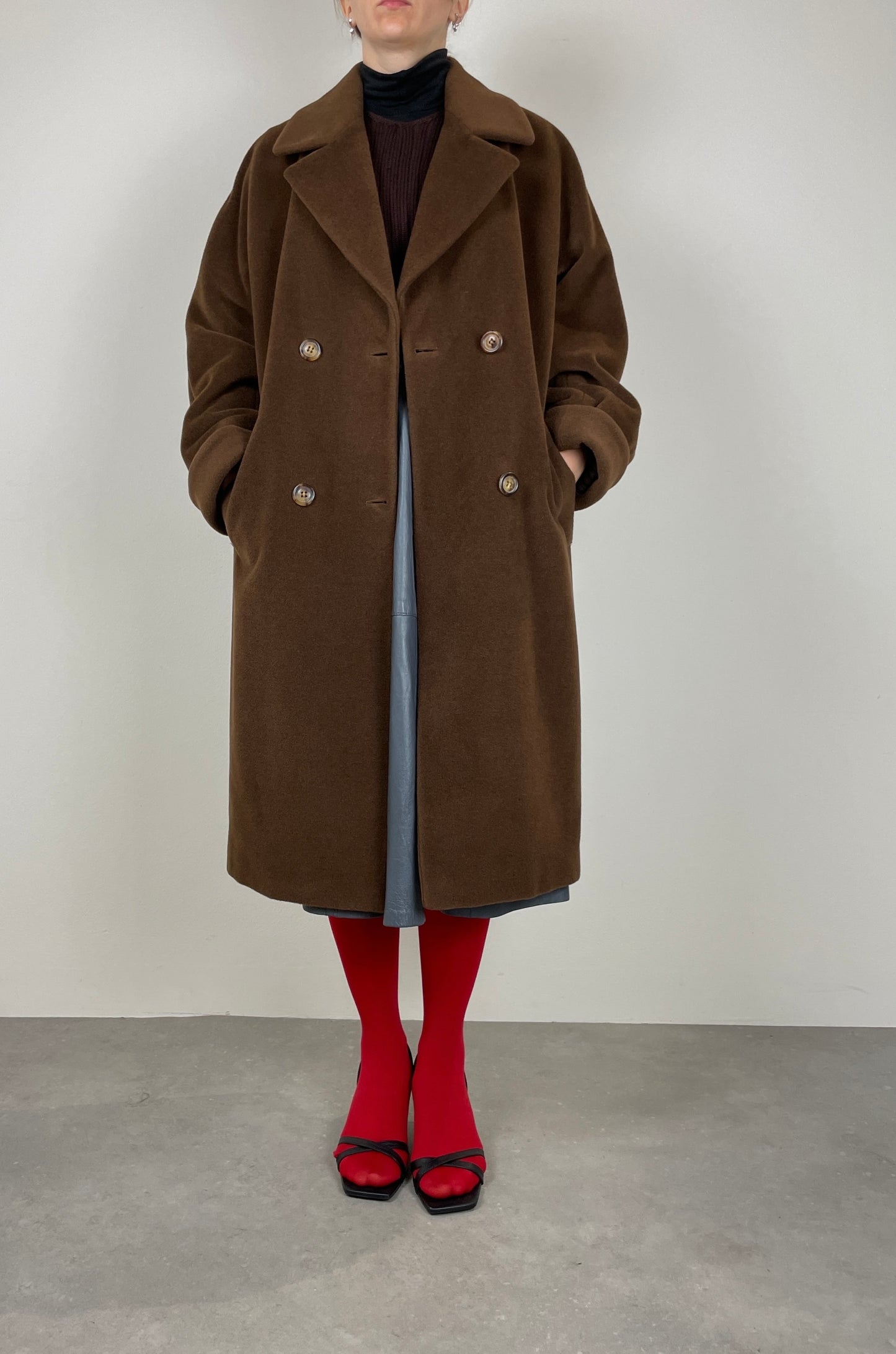 Wool and cashmere chocolate coat