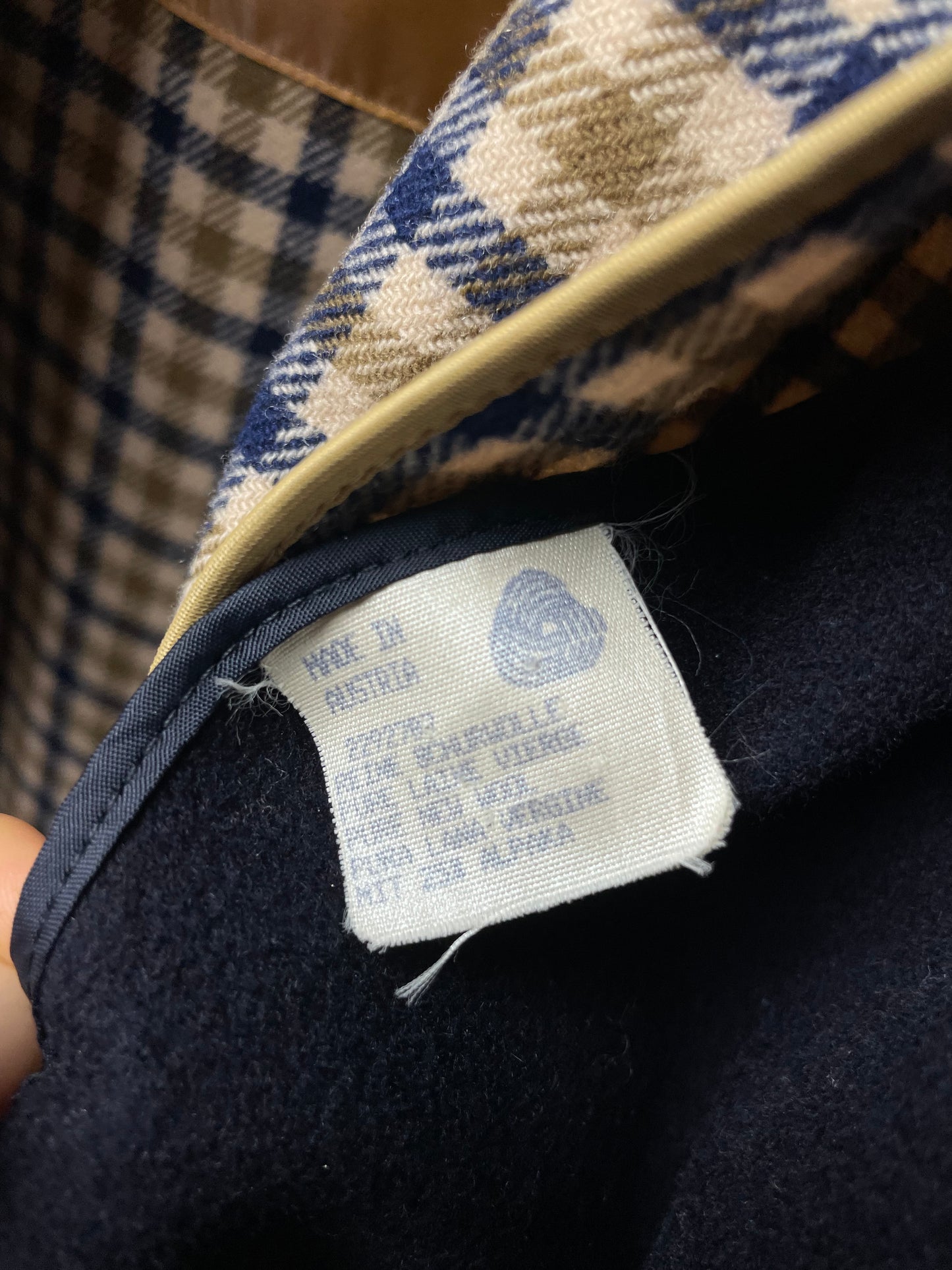 Loden Aquascutum blu in lana e alpaca