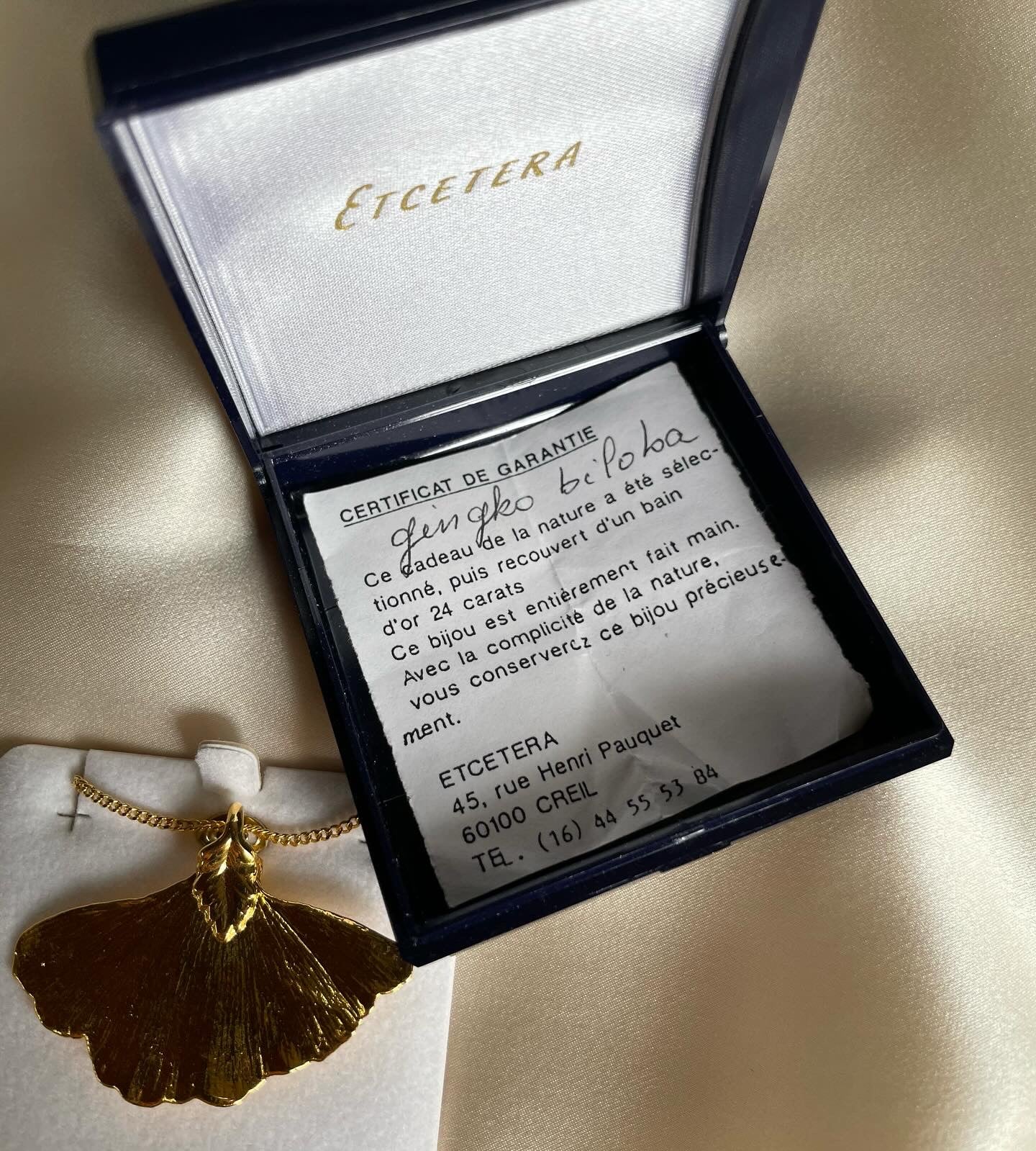 Ginkgo Baloba leaf gold necklace