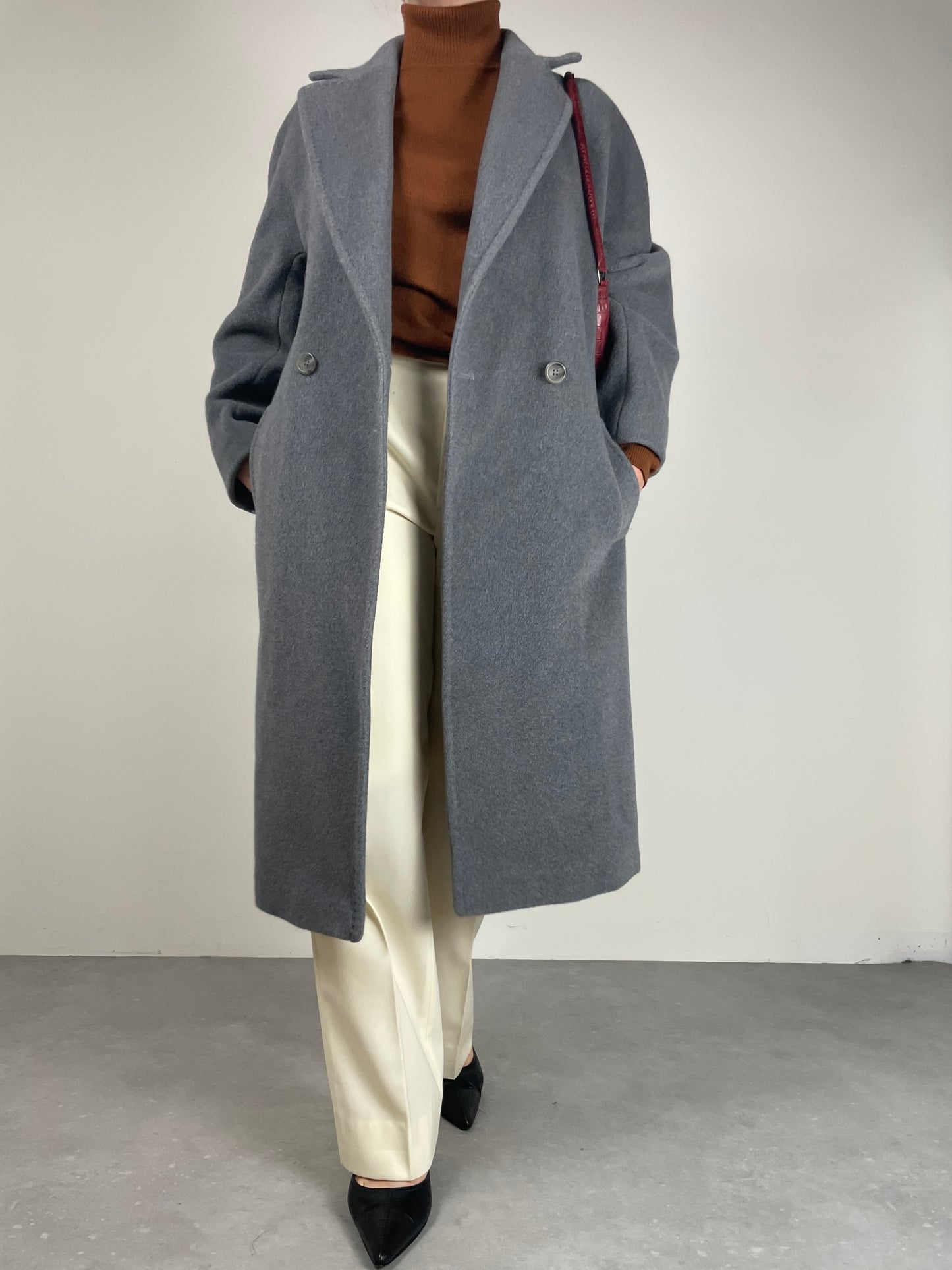 Cappotto in beaver di pura lana vergine color grigio