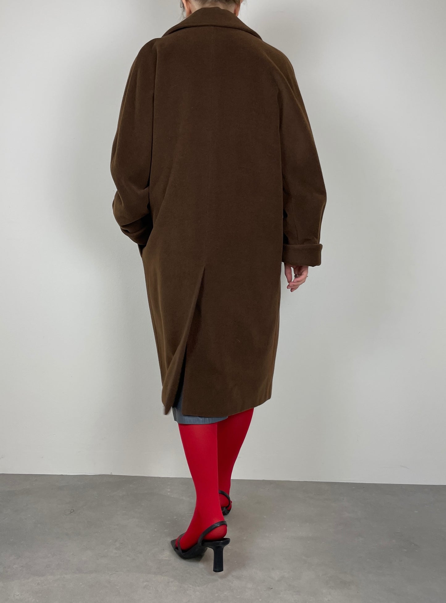 Wool and cashmere chocolate coat