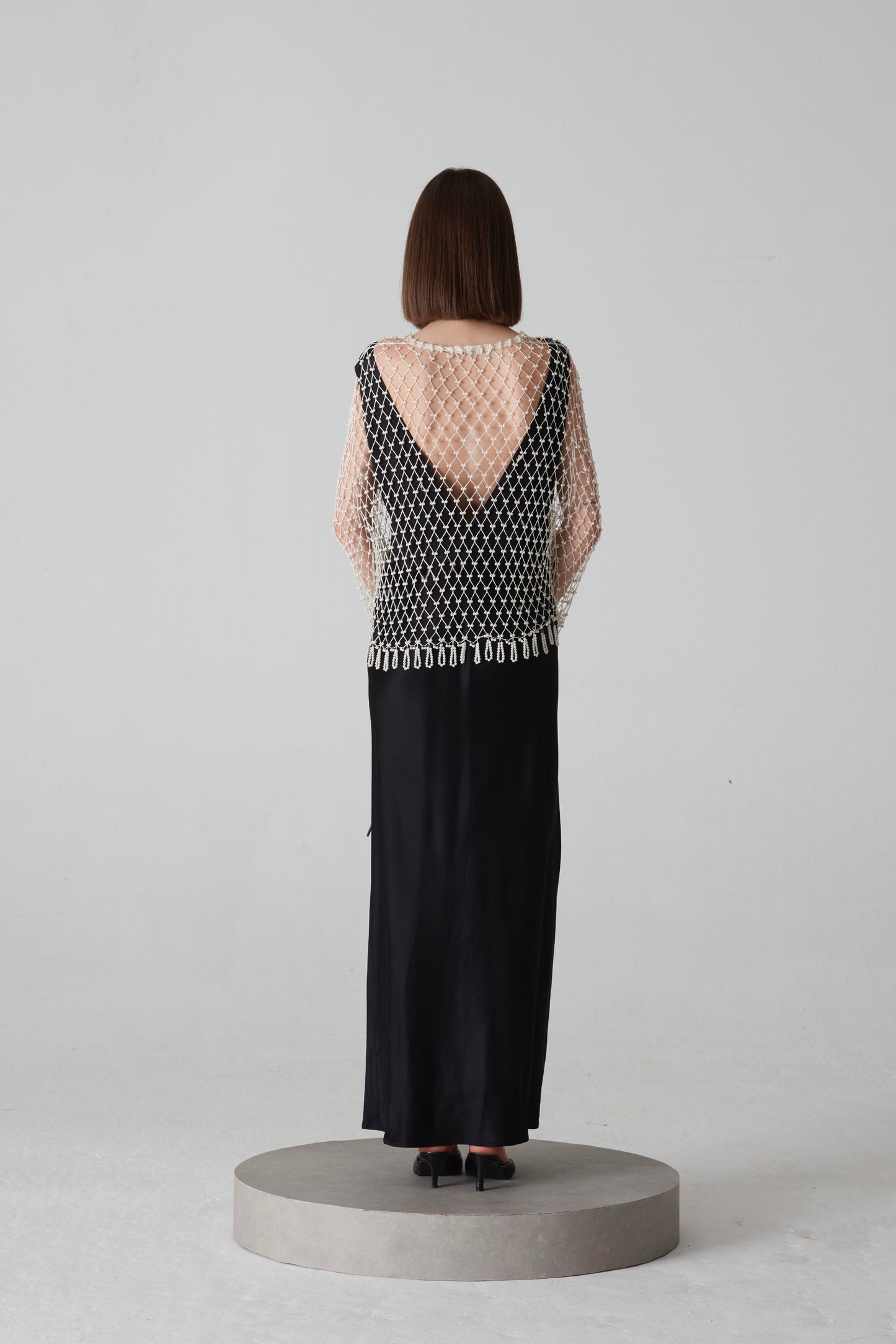 Cardigan all’uncinetto con perline