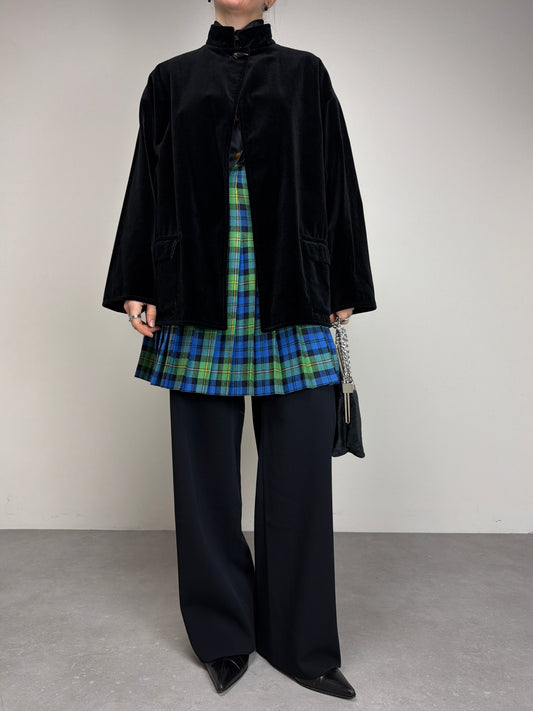 Giacca vintage in velluto di cotone nero con chiusura al collo