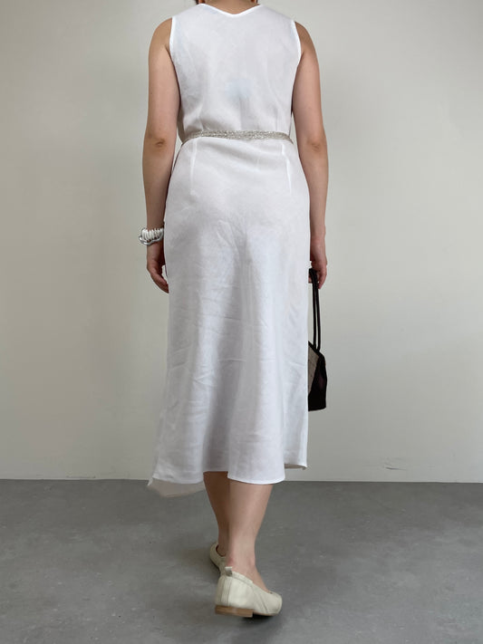 Abito in ramiè tagliato in sbieco