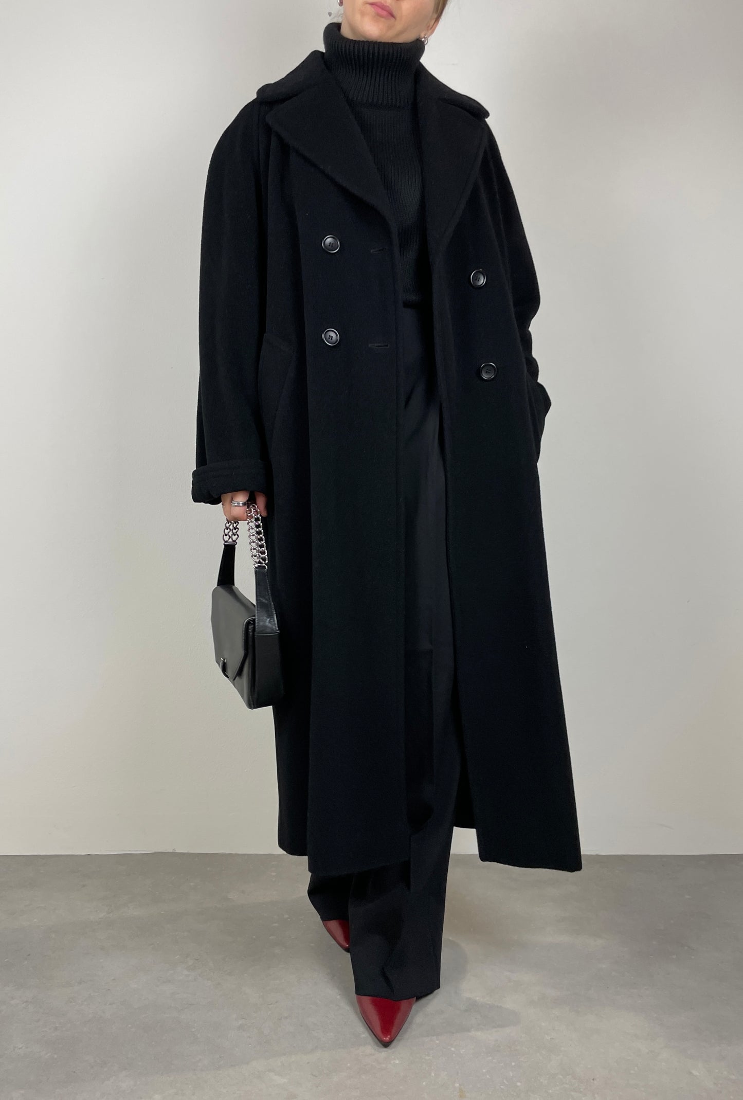 Black wool and cashmere long coat