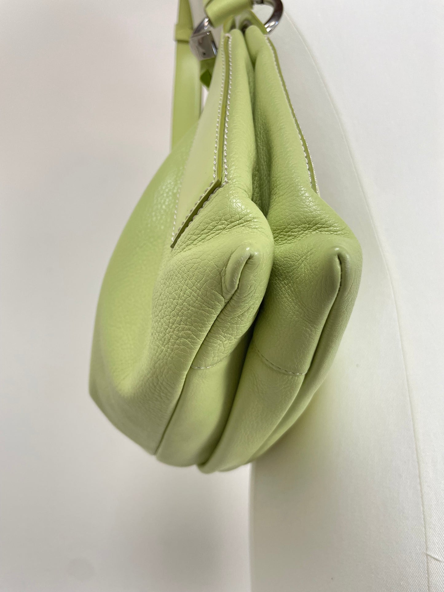 Borsa in vera pelle verde pastello