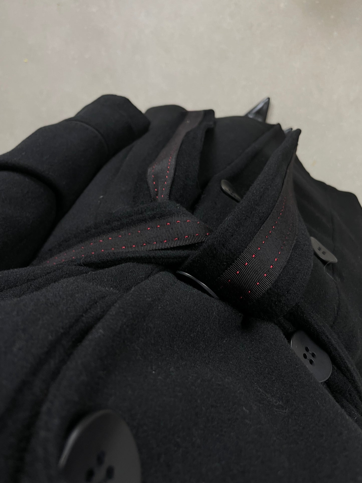 Cappotto in lana e cashmere nero