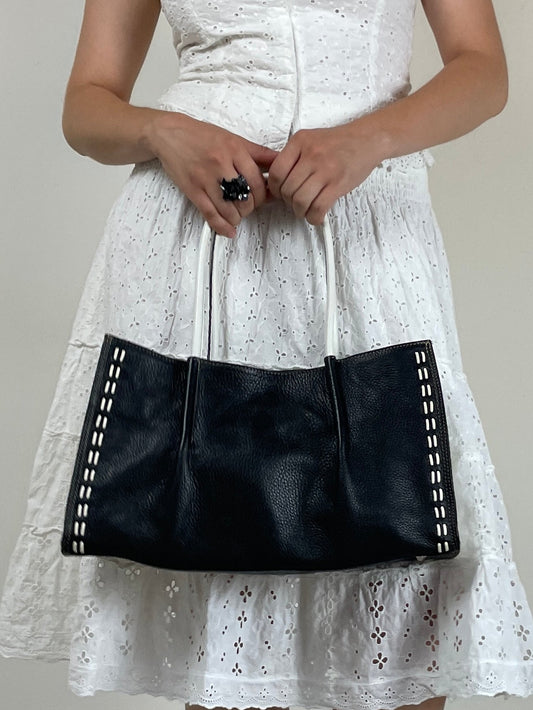 Shopper in vera pelle nera con inserti bianchi