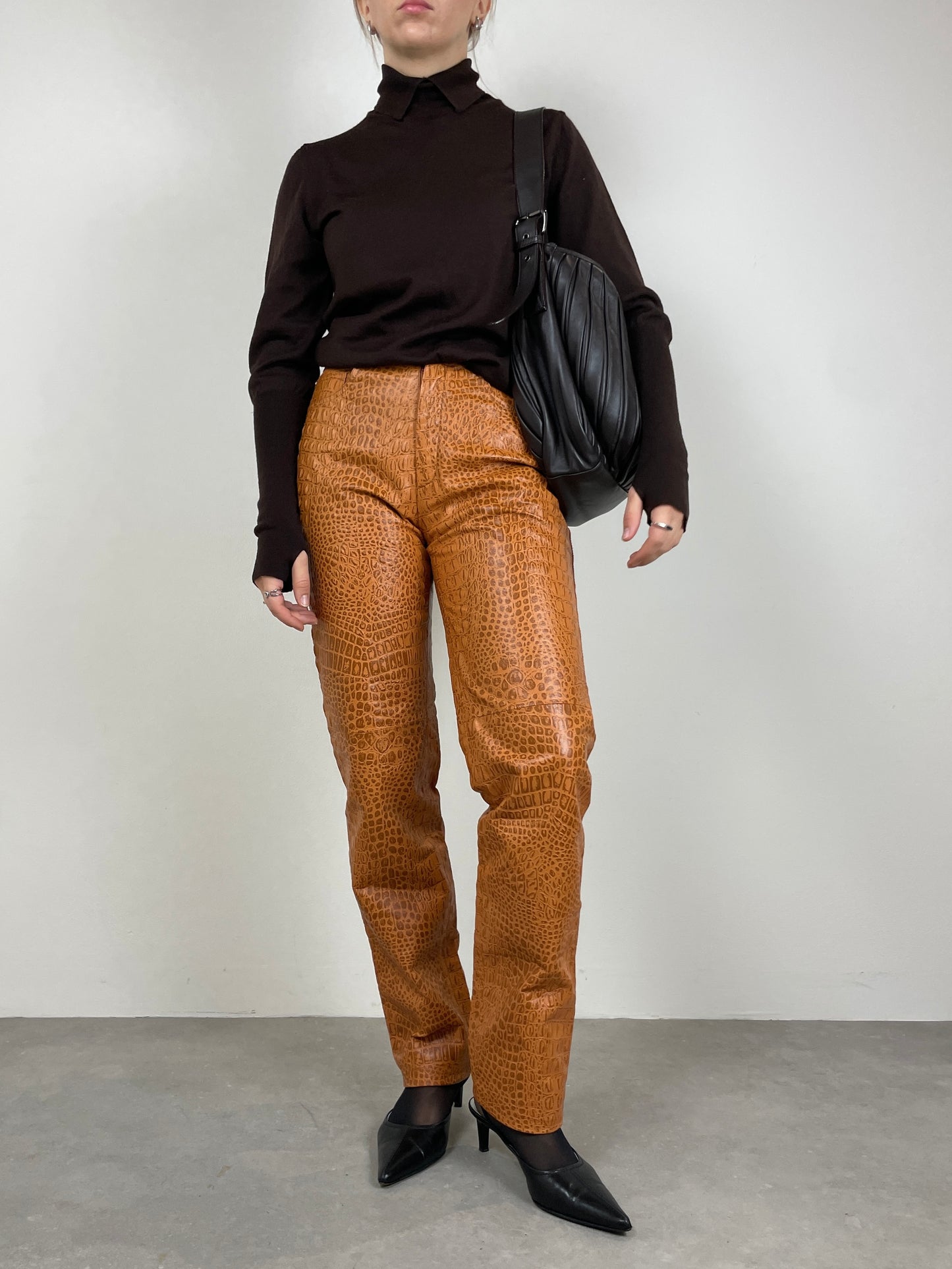 Pantaloni in vera pelle effetto coccodrillo