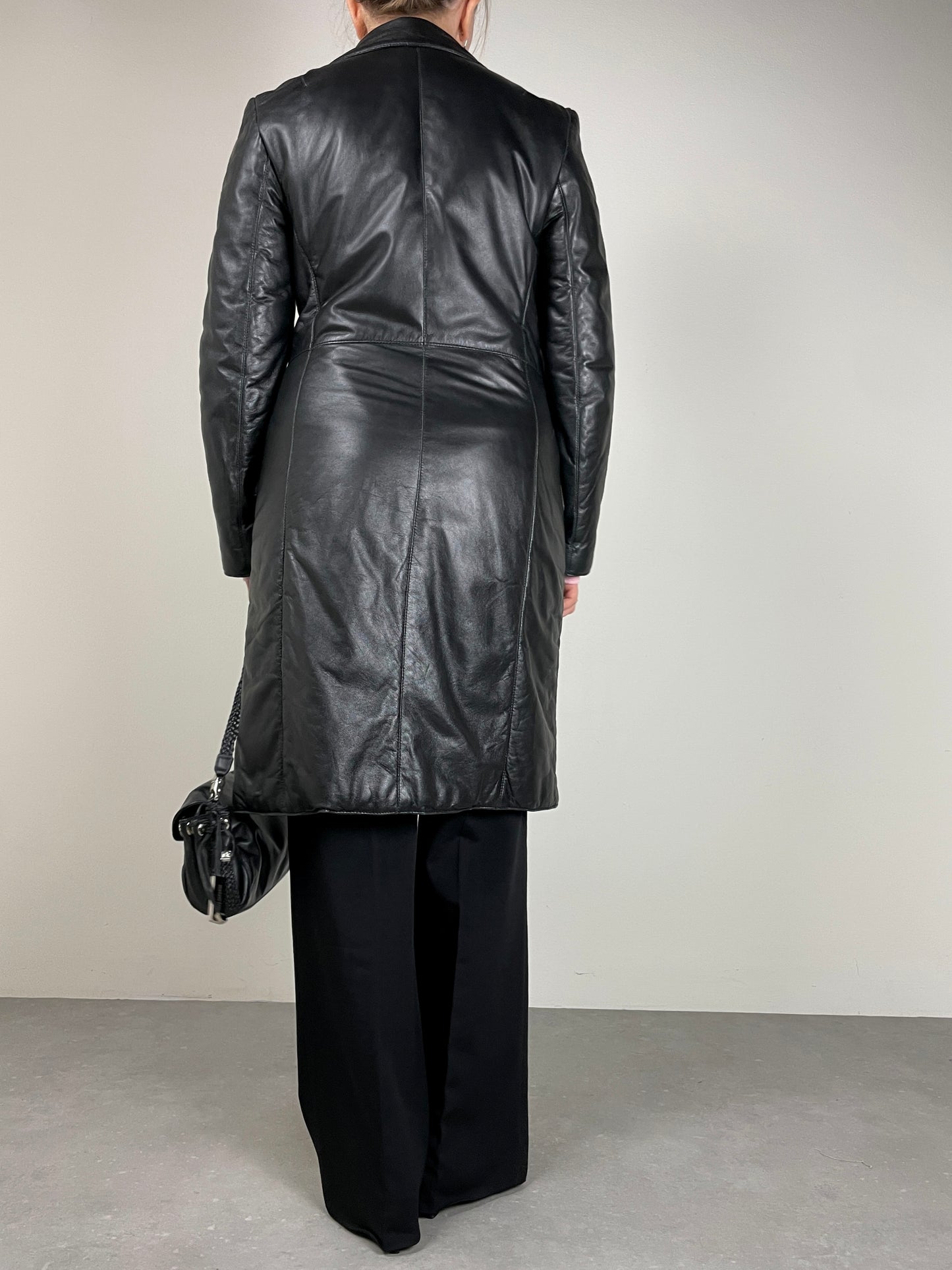 Trench in vera pelle leggermente imbottito