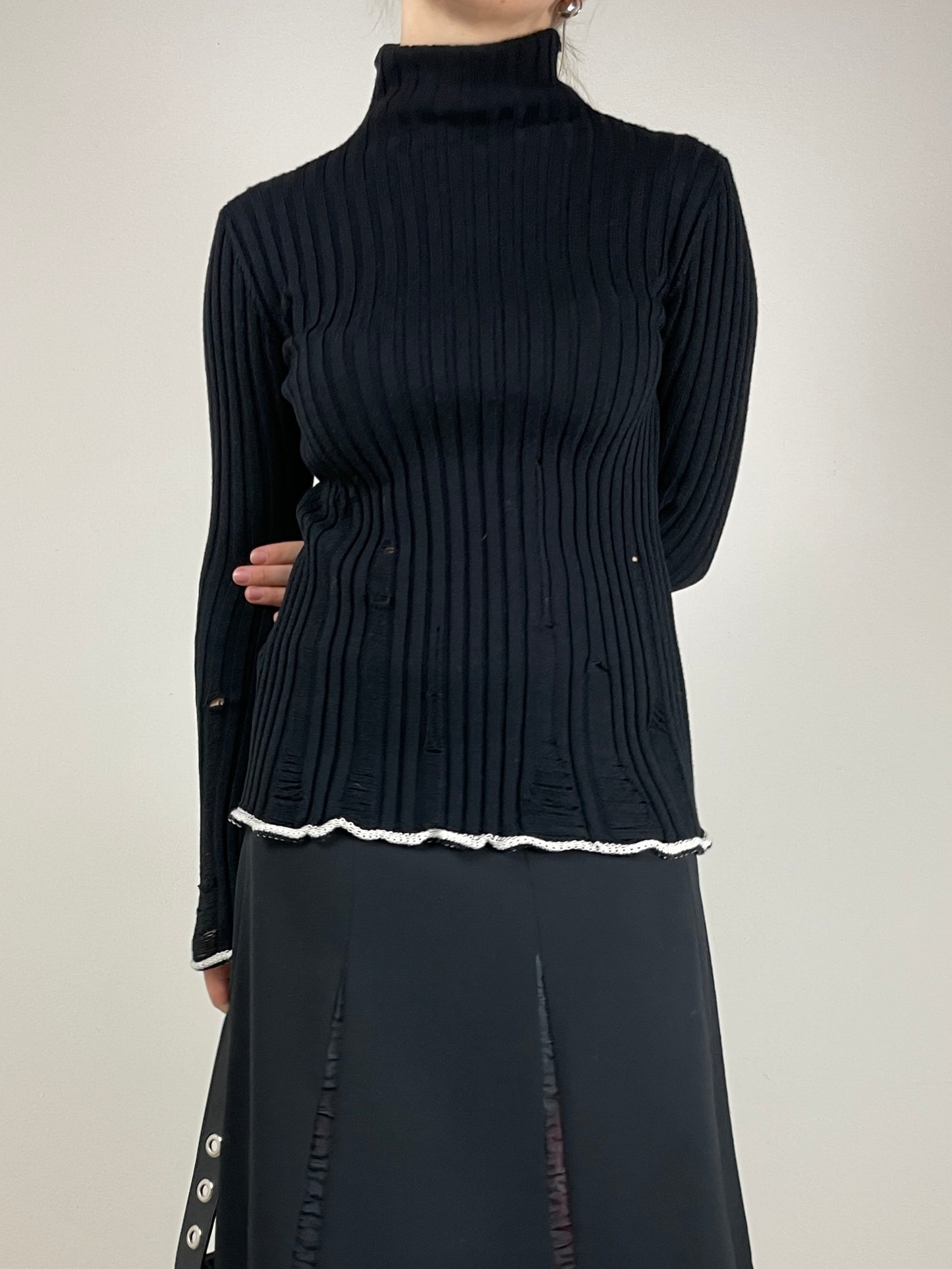 Maglione Jean Paul Gaultier effetto distressed