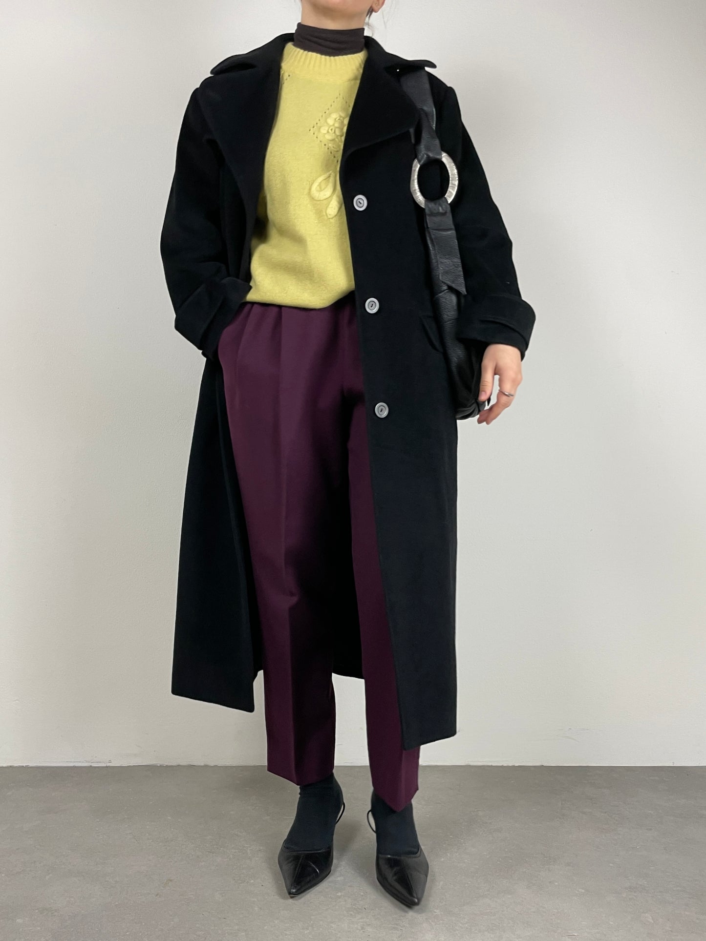 Cappotto nero in angora e lana