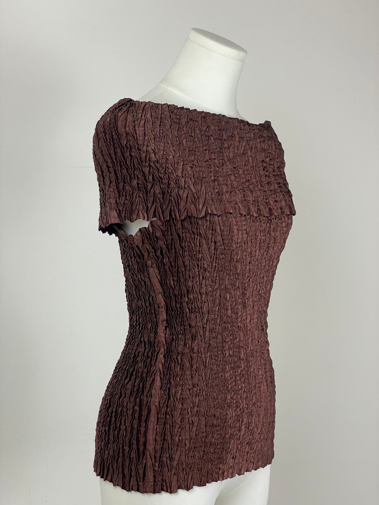 Top vintage marrone effetto crinkle