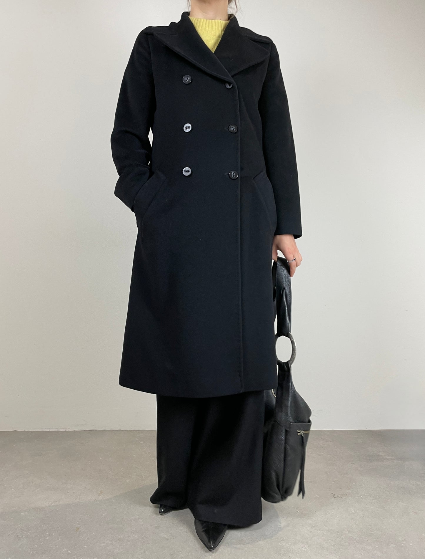 Cappotto vintage in pura lana vergine nero