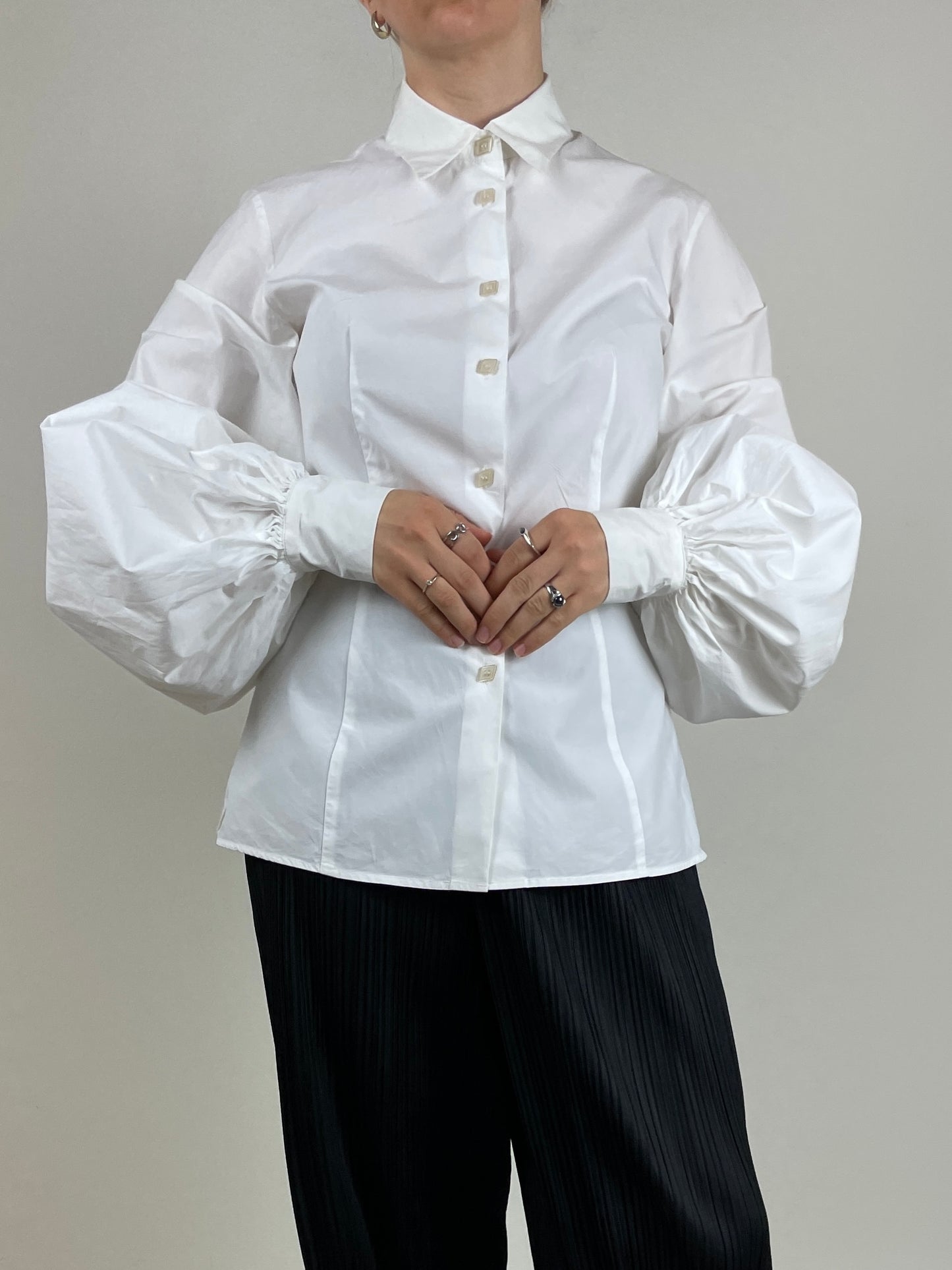 Camicia Gianfranco Ferrè con maniche a sbuffo