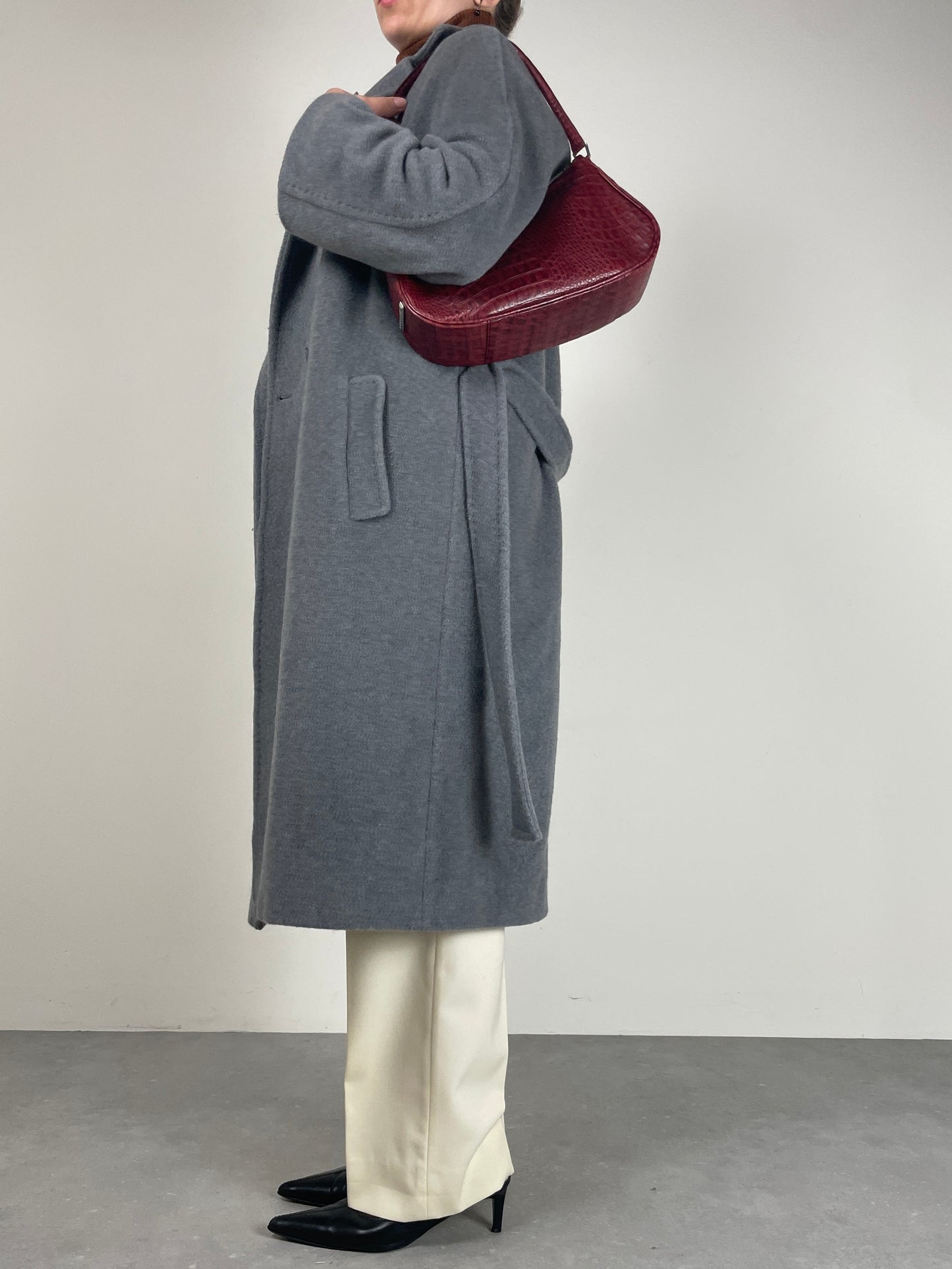 Cappotto in beaver di pura lana vergine color grigio