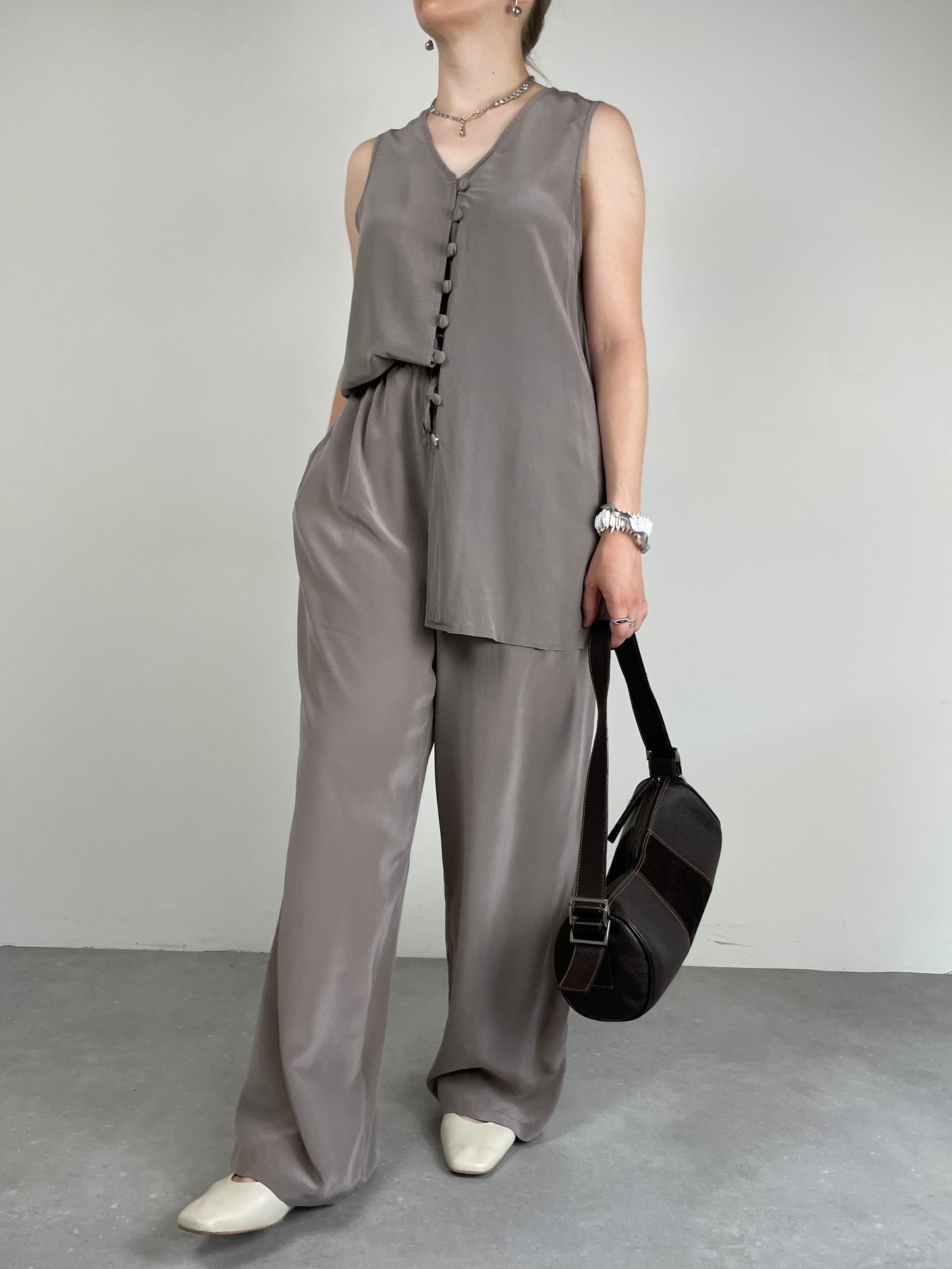 Completo vintage in pura seta