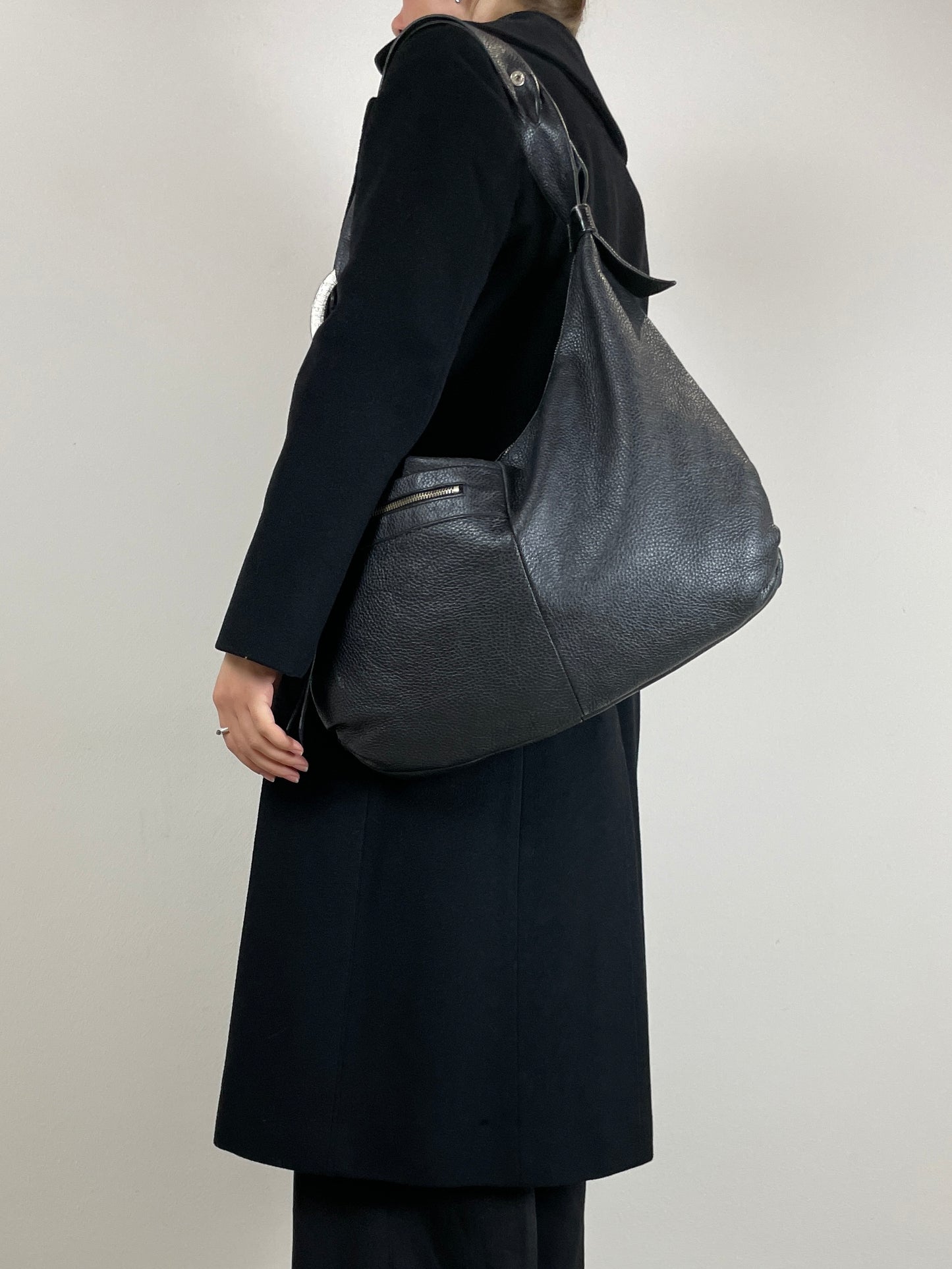 Maxi borsa hobo in vera pelle nera