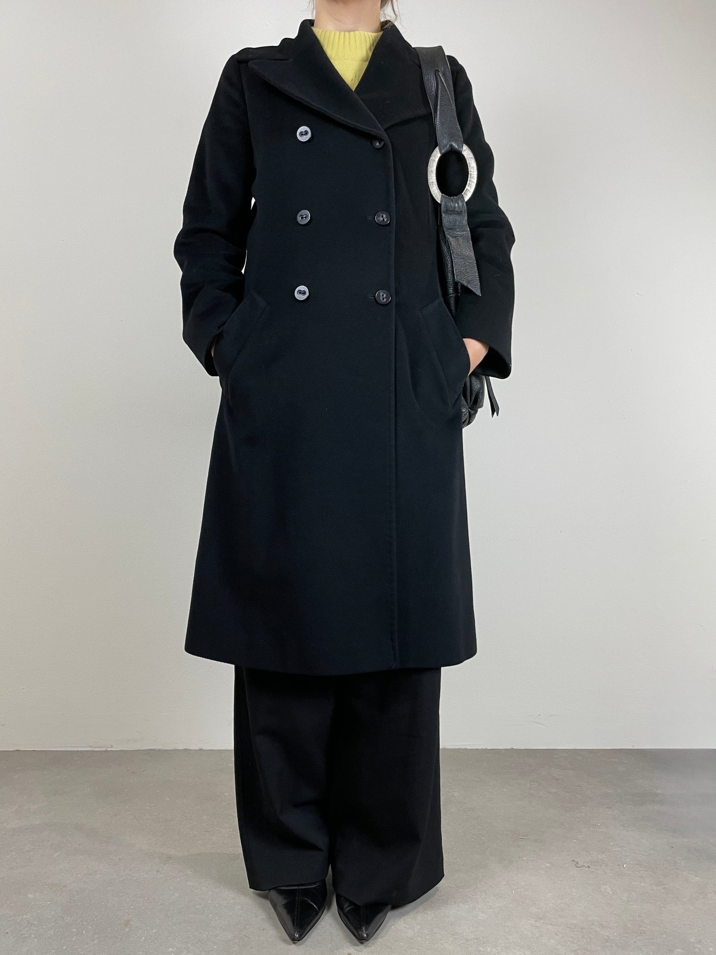 Cappotto vintage in pura lana vergine nero