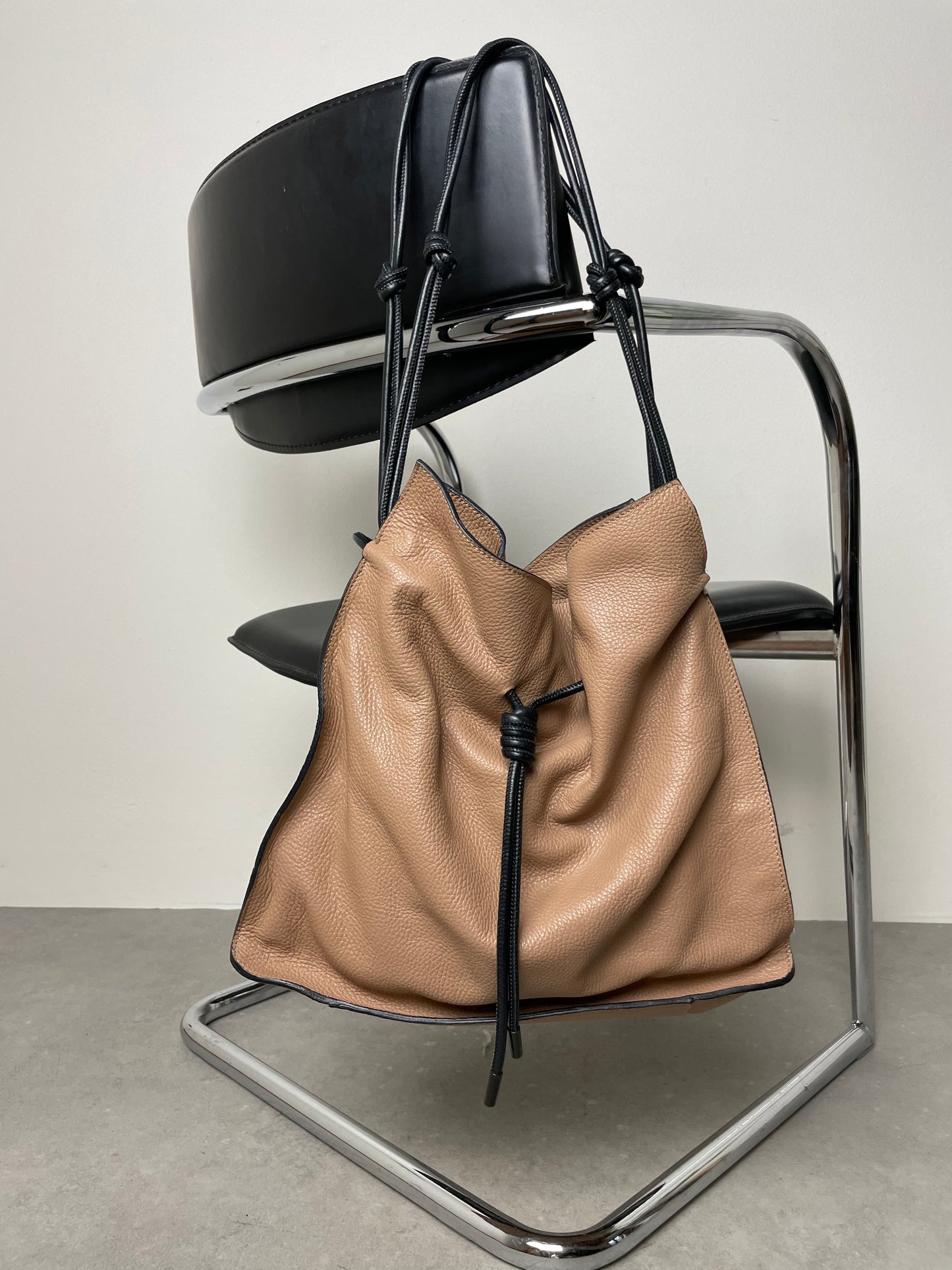 Knot leather bag