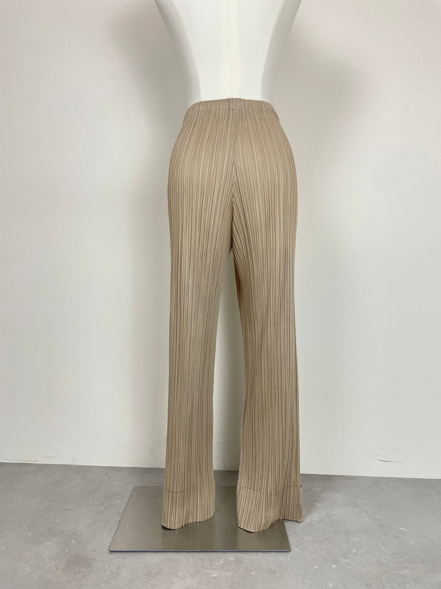 Pleats Please Issey Miyake pantaloni