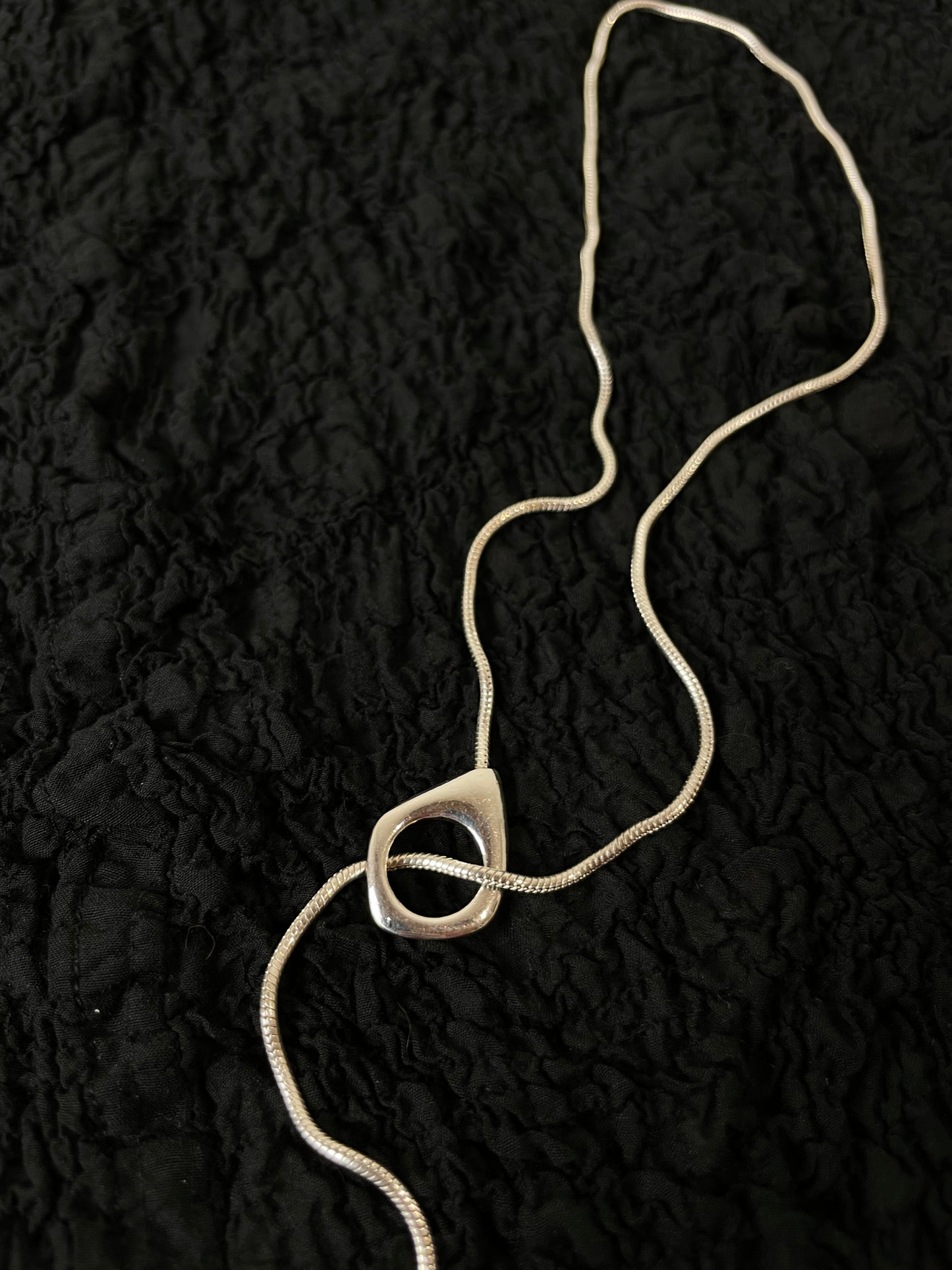 Teardrop steel necklace