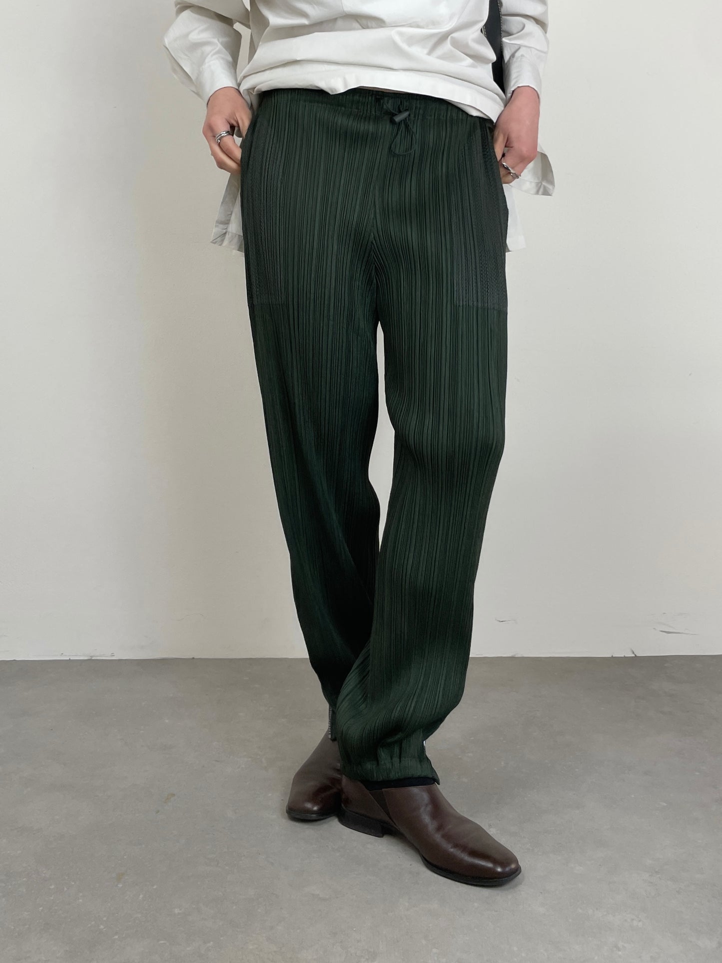 Pleats Please Issey Miyake pantaloni
