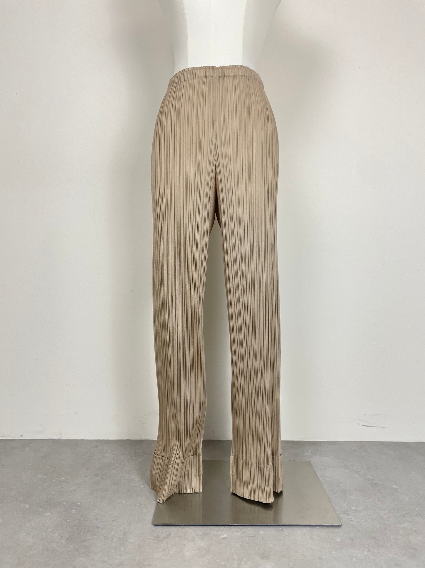 Pleats Please Issey Miyake pantaloni