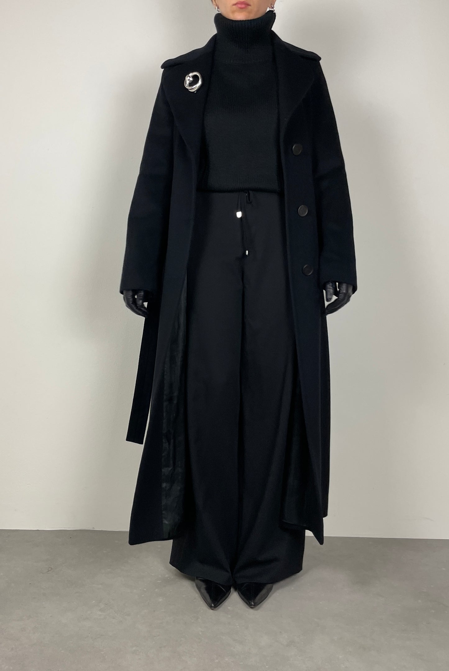 Long black wool and cashmere coat