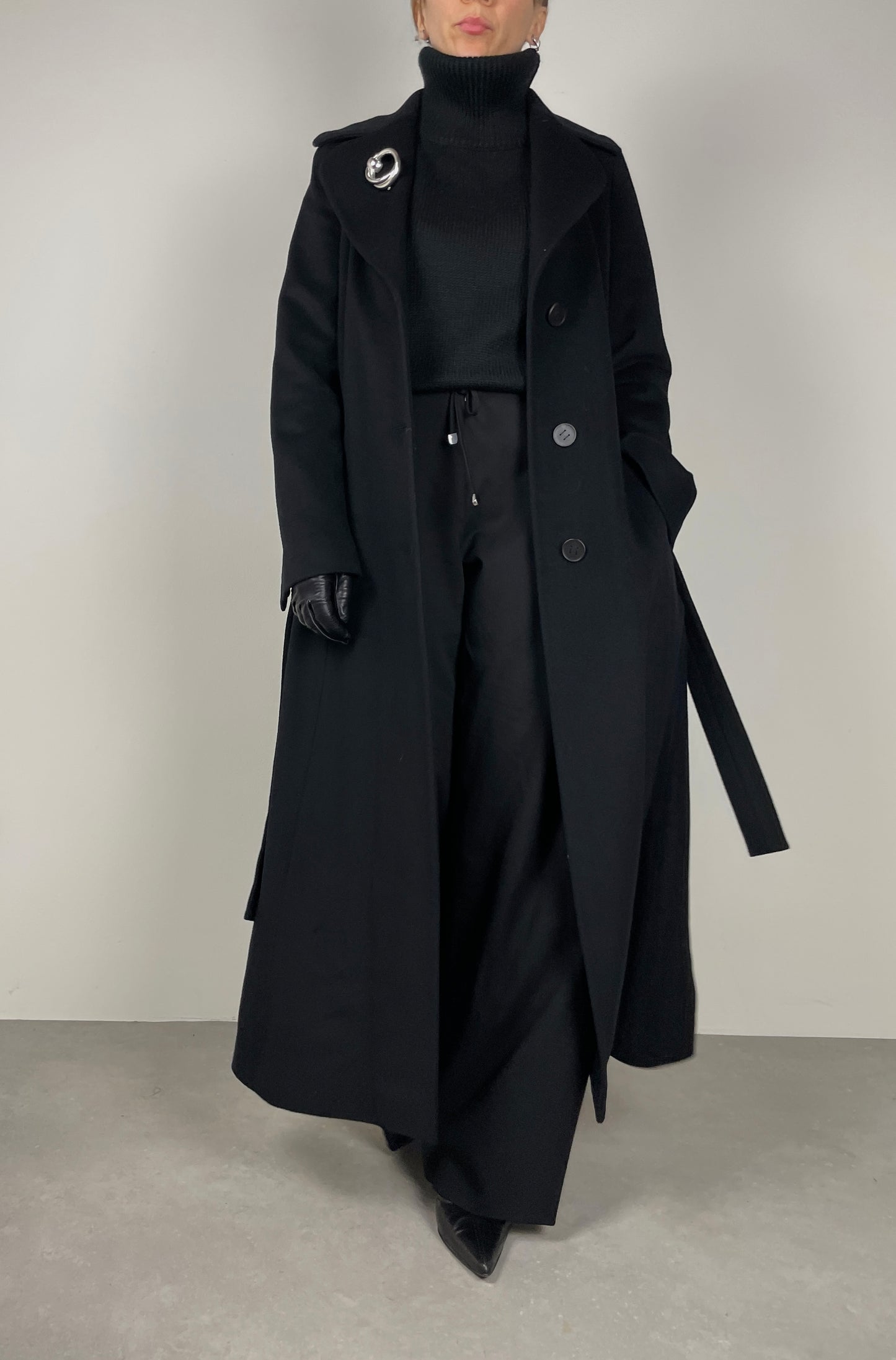 Long black wool and cashmere coat