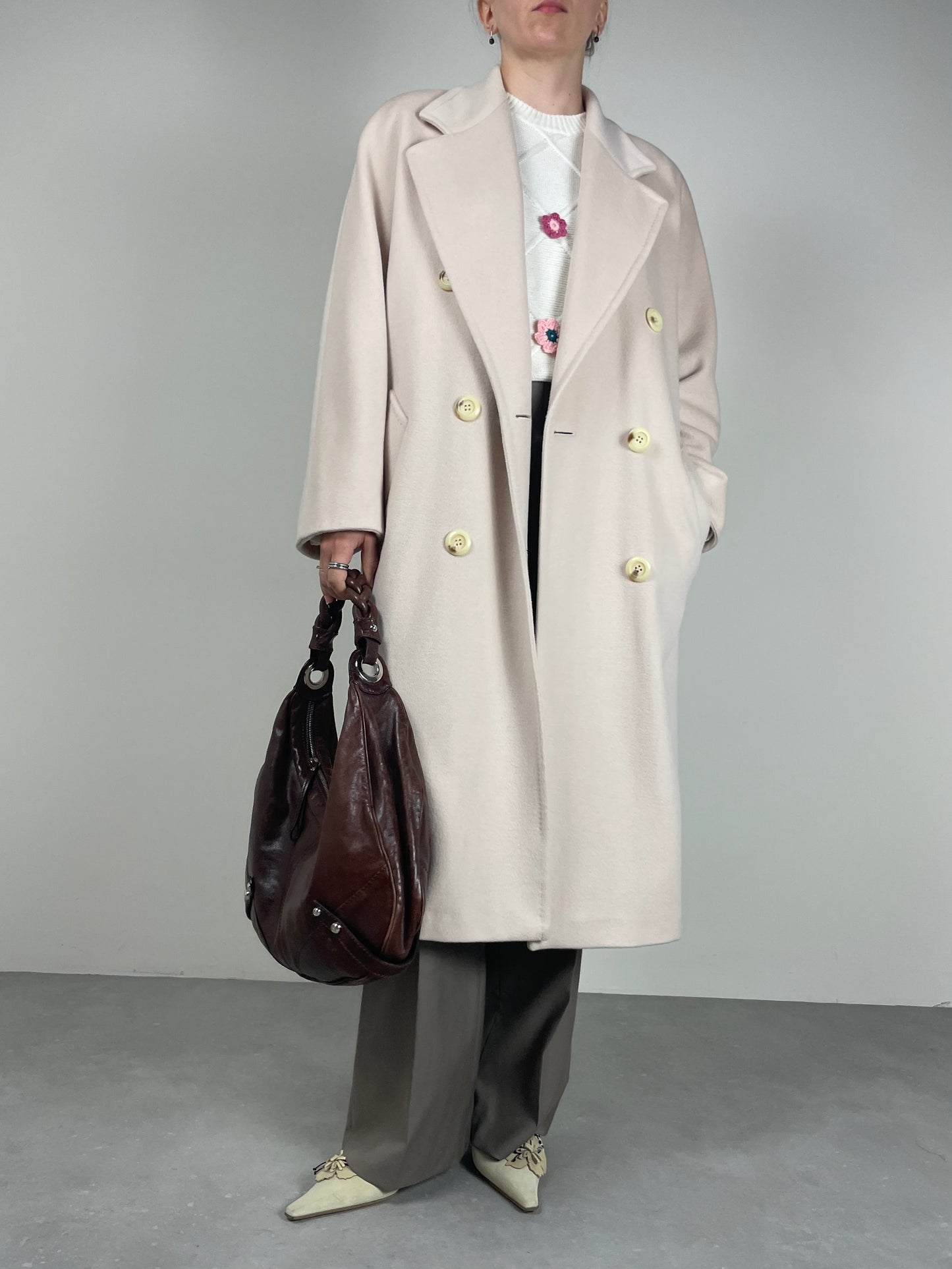Cappotto in beaver di lana angora e cashmere color cipria
