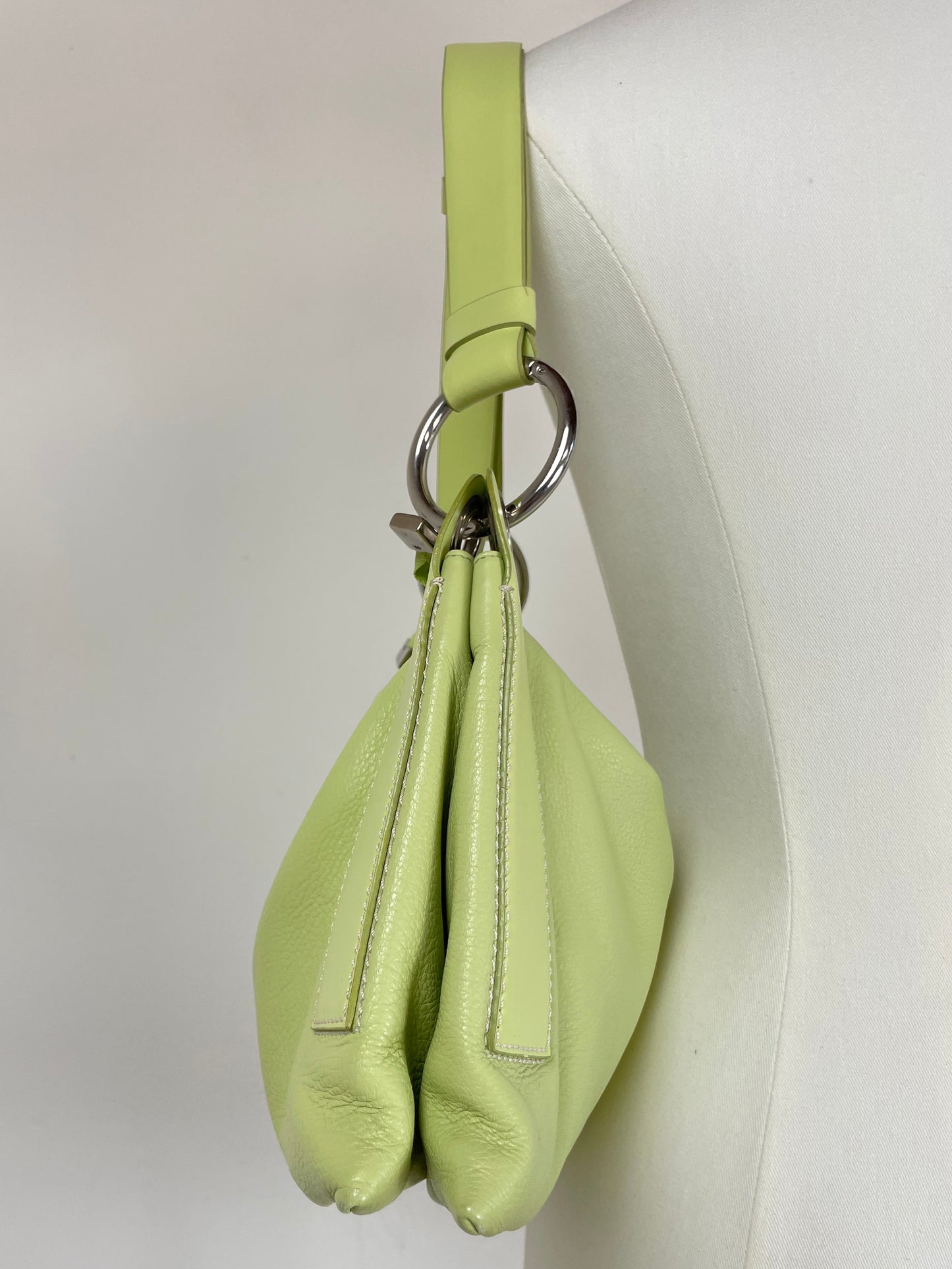 Borsa in vera pelle verde pastello