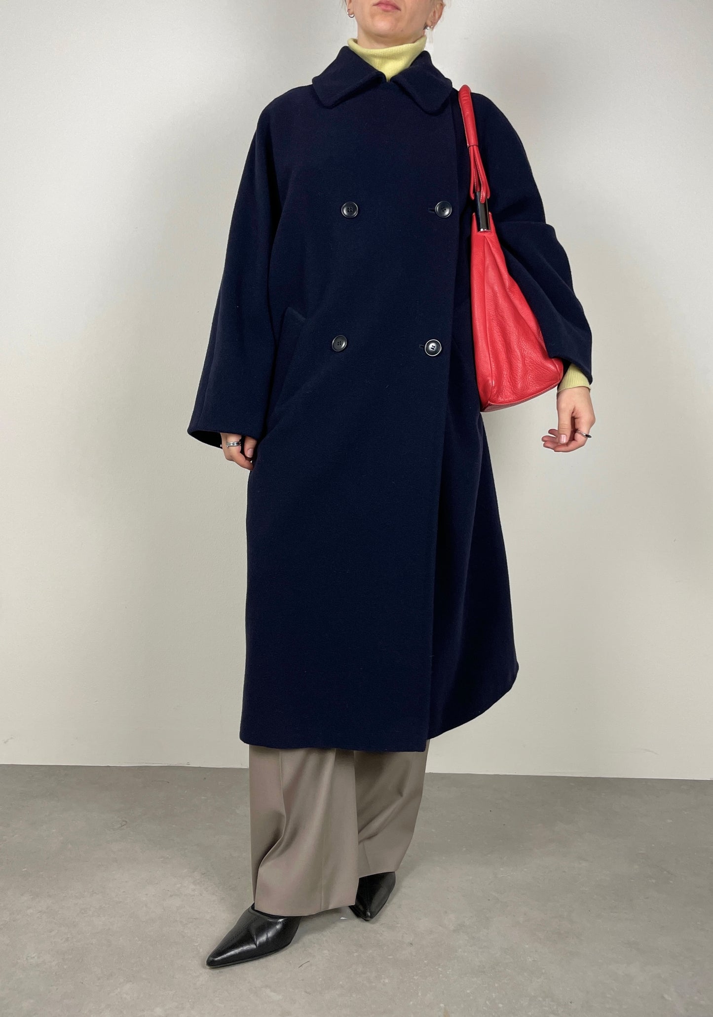 Double-breasted wool blue coat