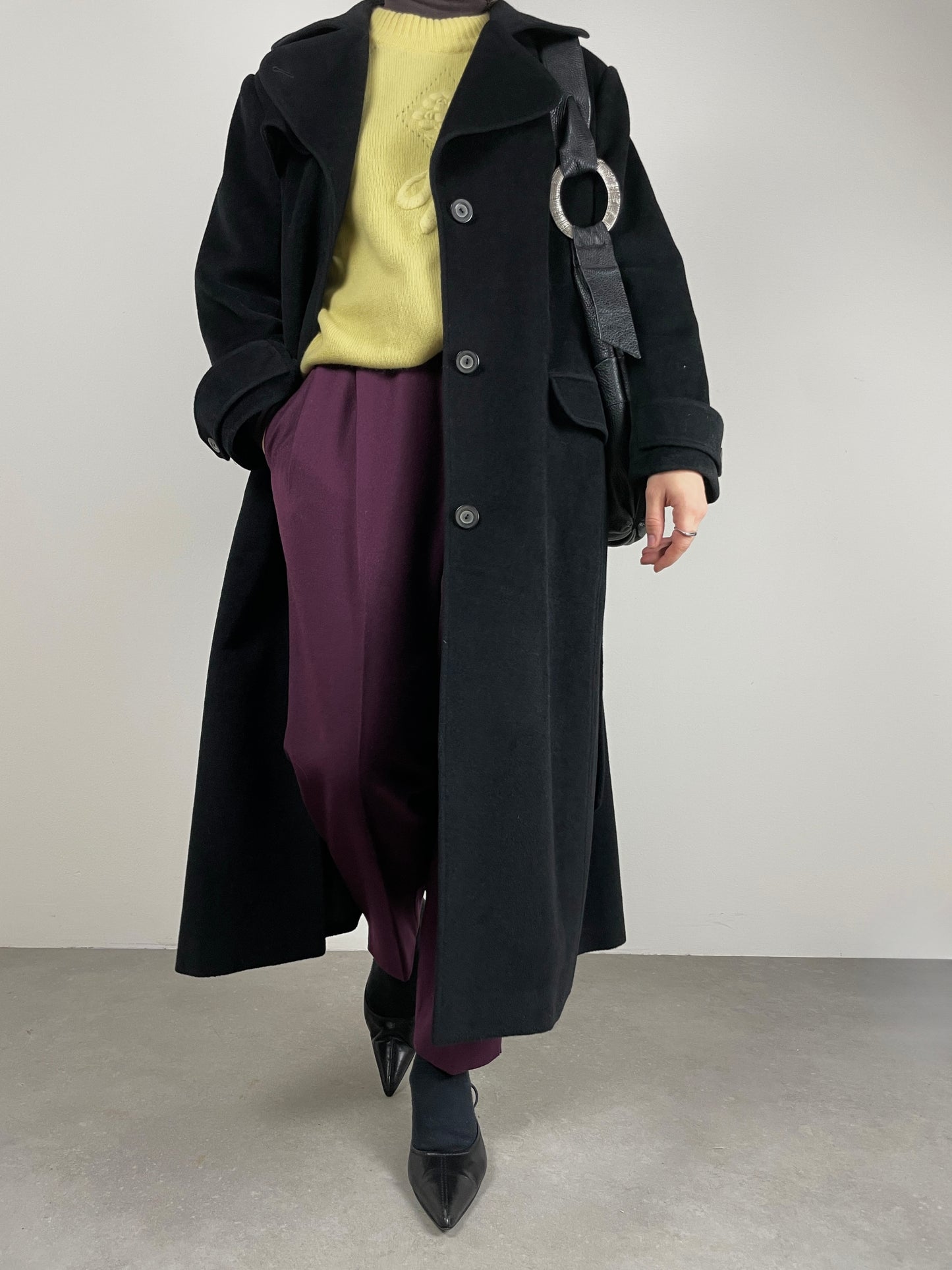Cappotto nero in angora e lana