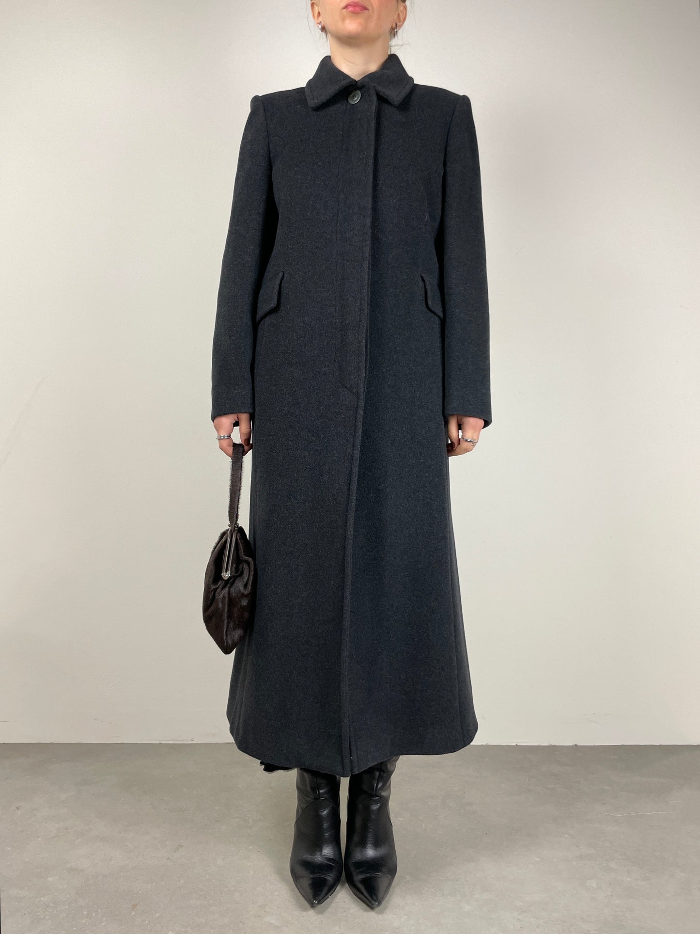 Cappotto in pura lana color grigio