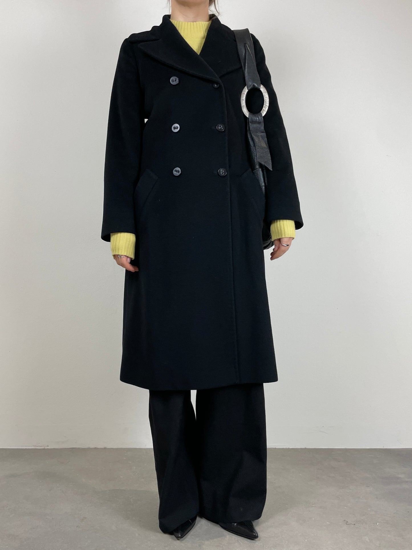 Cappotto vintage in pura lana vergine nero