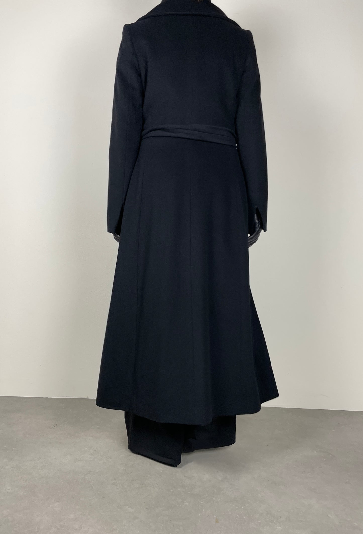 Long black wool and cashmere coat