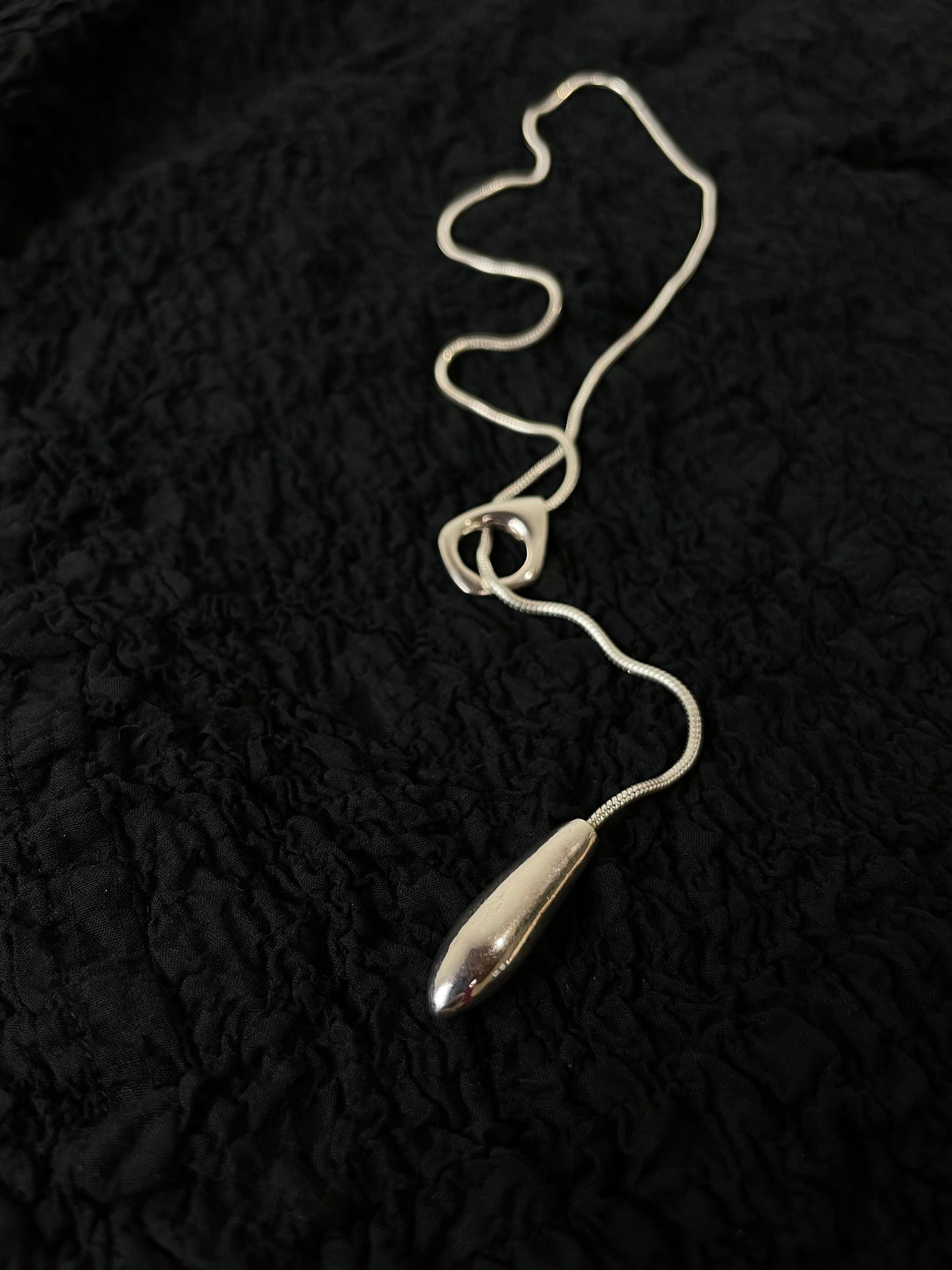 Teardrop steel necklace