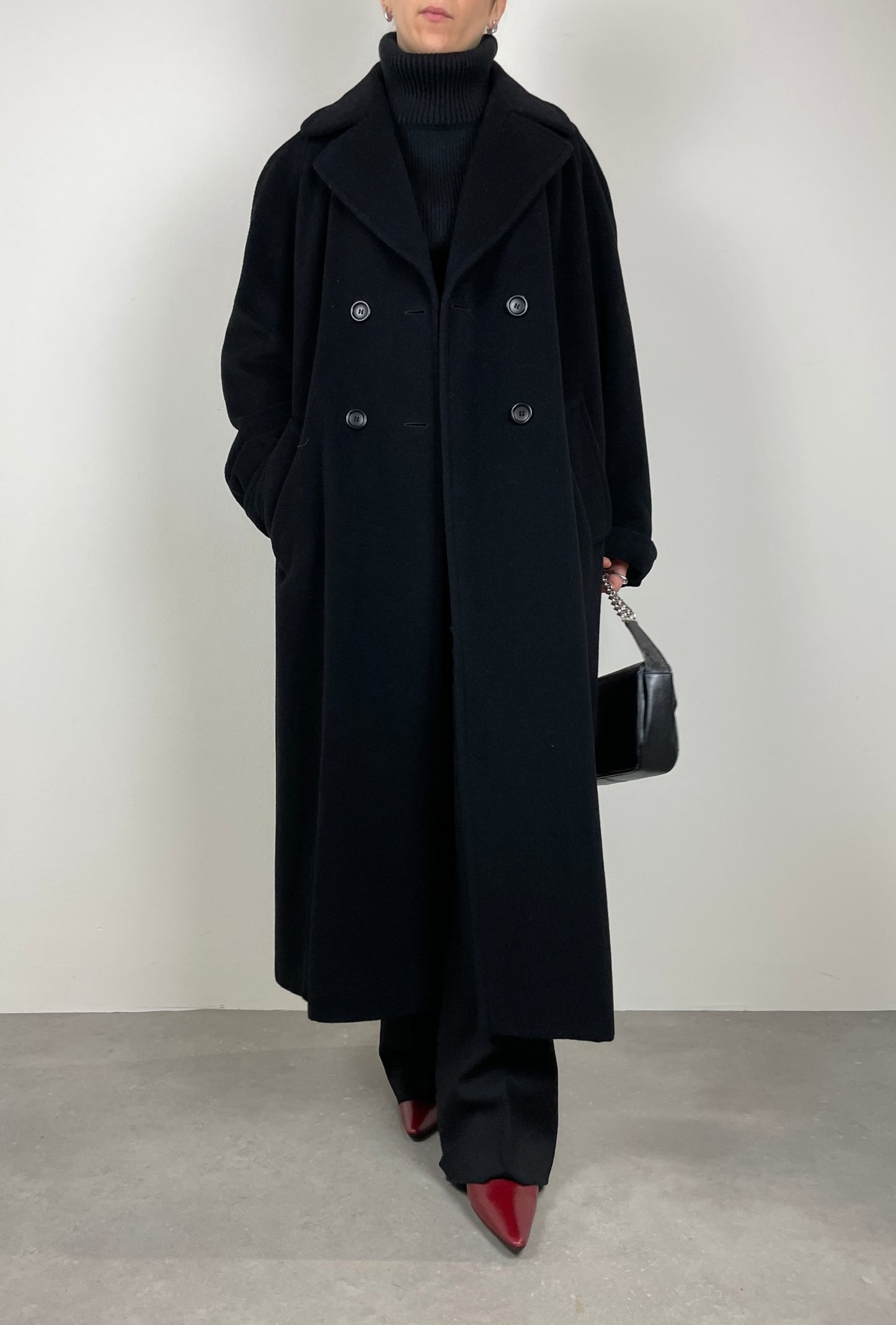 Black wool and cashmere long coat