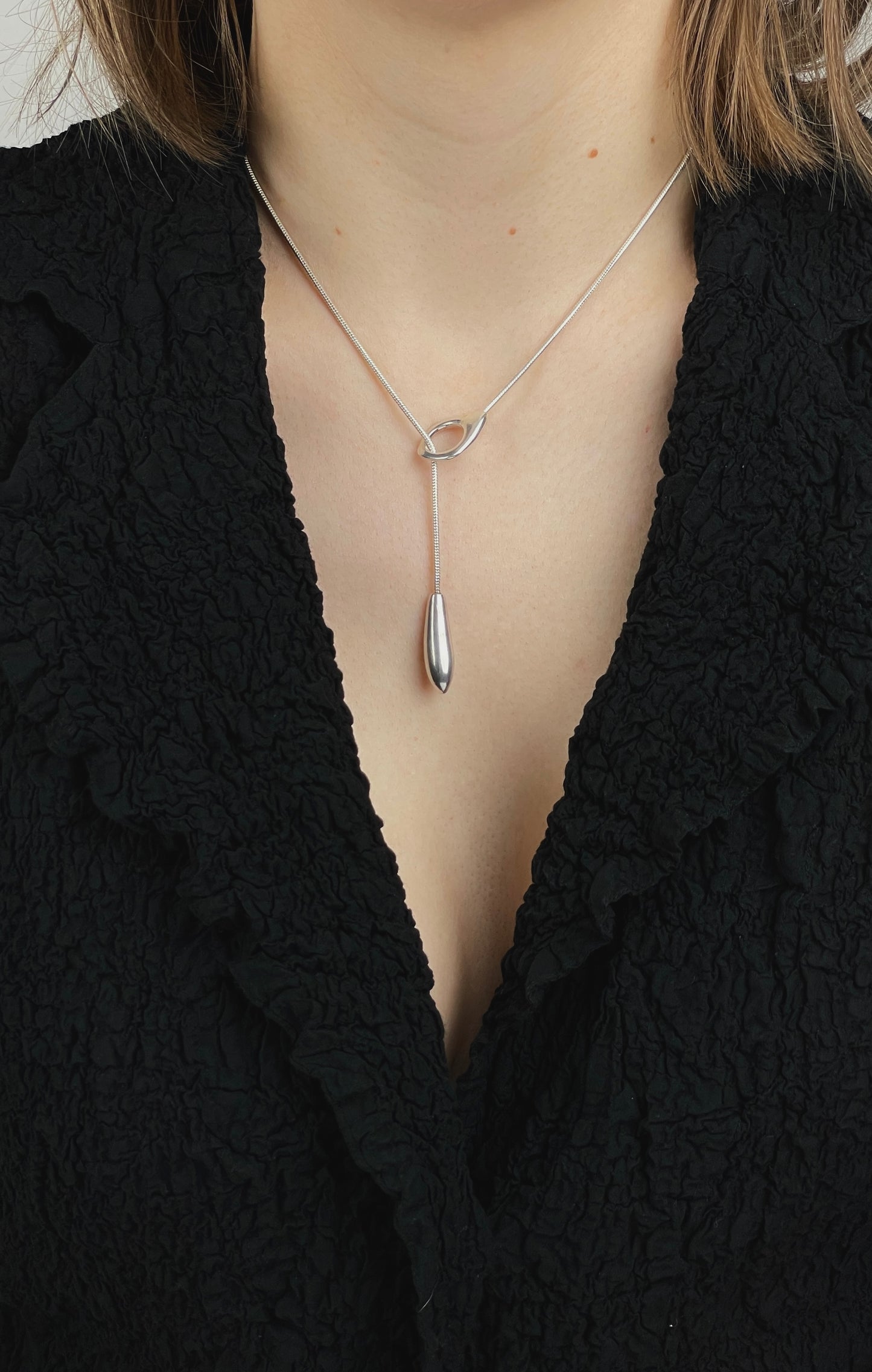 Teardrop steel necklace