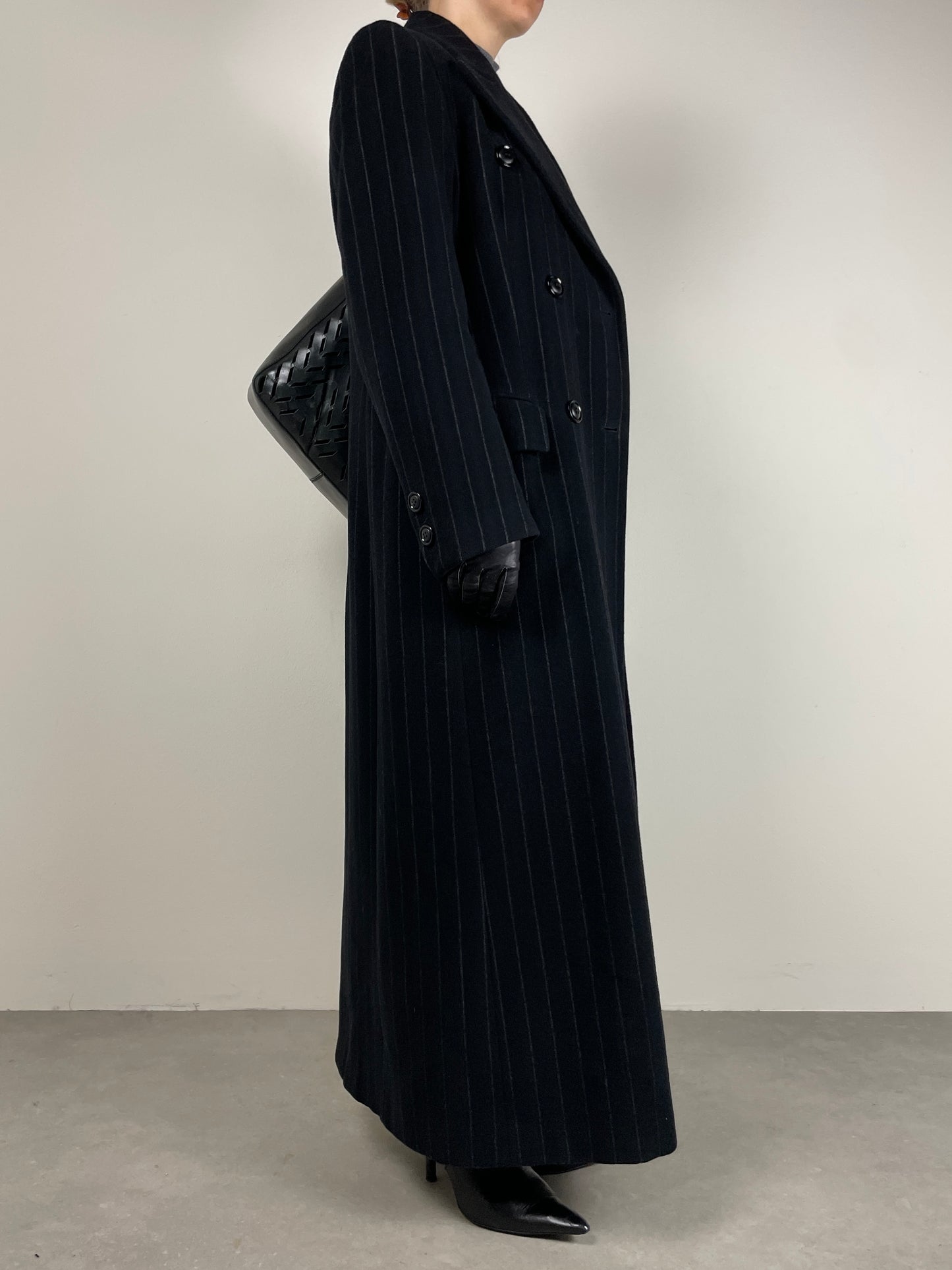 Cappotto vintage in lana e angora gessato