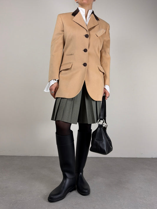 Blazer sartoriale in lana e cashmere con inserti in pelle scamosciata