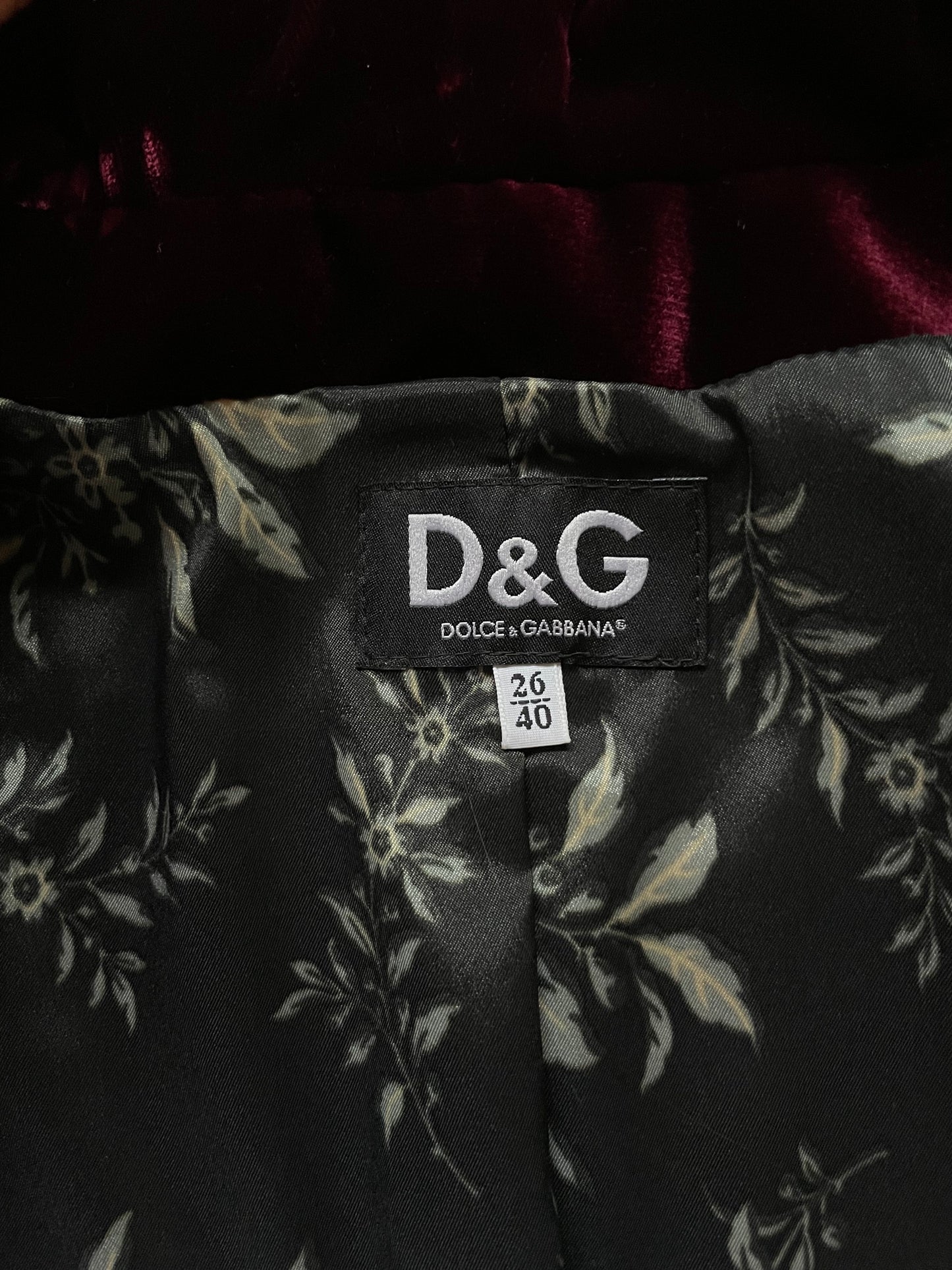 Completo Dolce & Gabbana in velluto borgogna