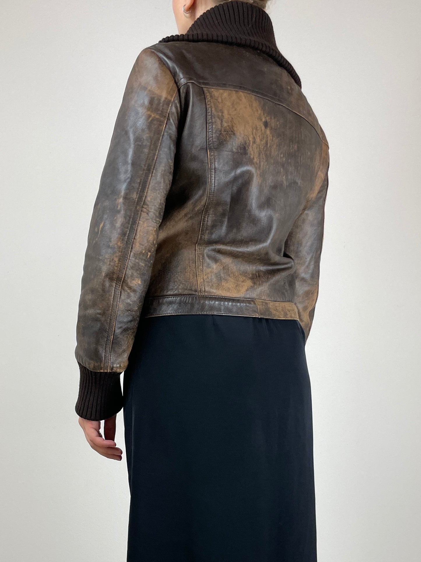 Bomber in vera pelle distressed by Iceberg